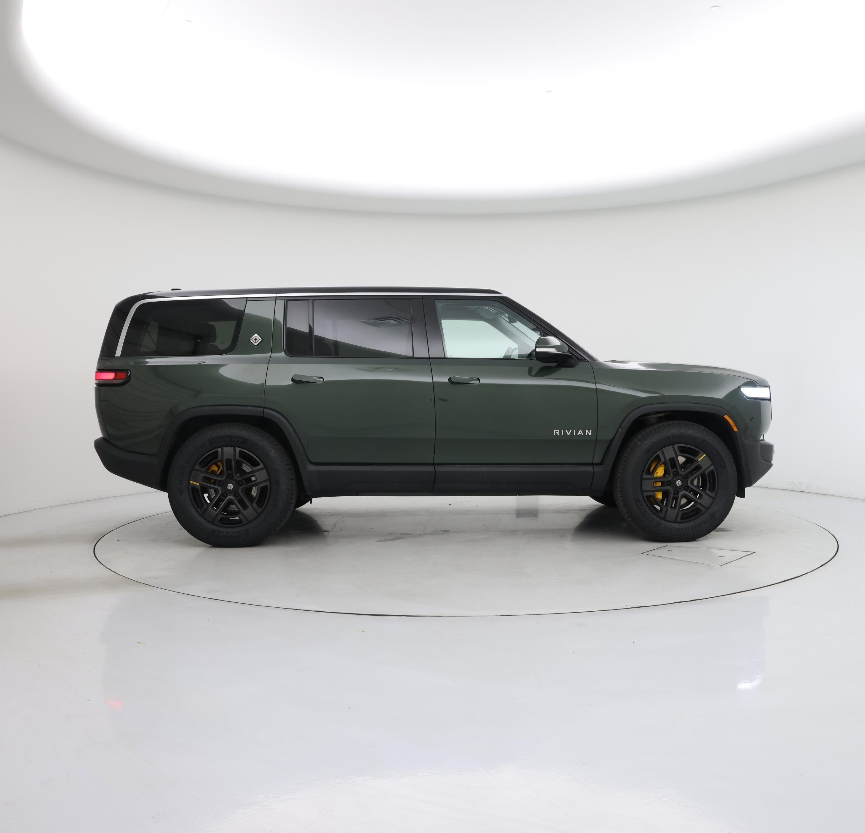 Thumbnail: 2023 Rivian R1S - 7