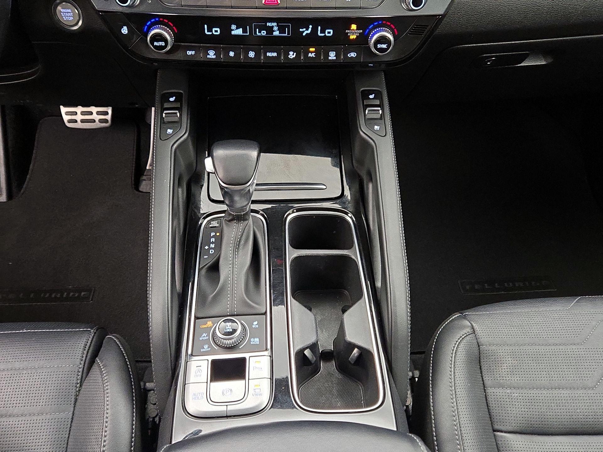 Thumbnail: 2022 Kia Telluride - 18