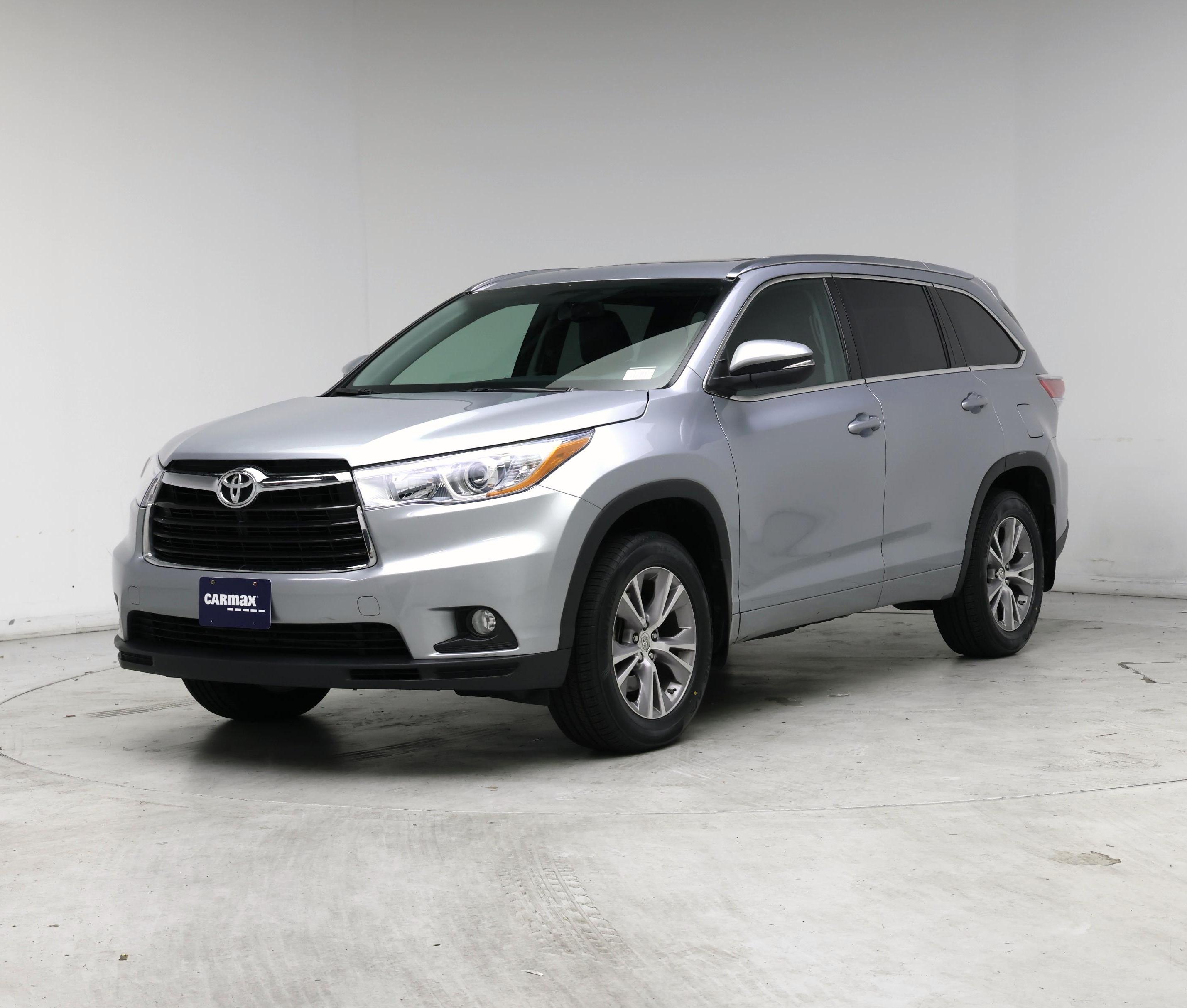 Thumbnail: 2015 Toyota Highlander - 4