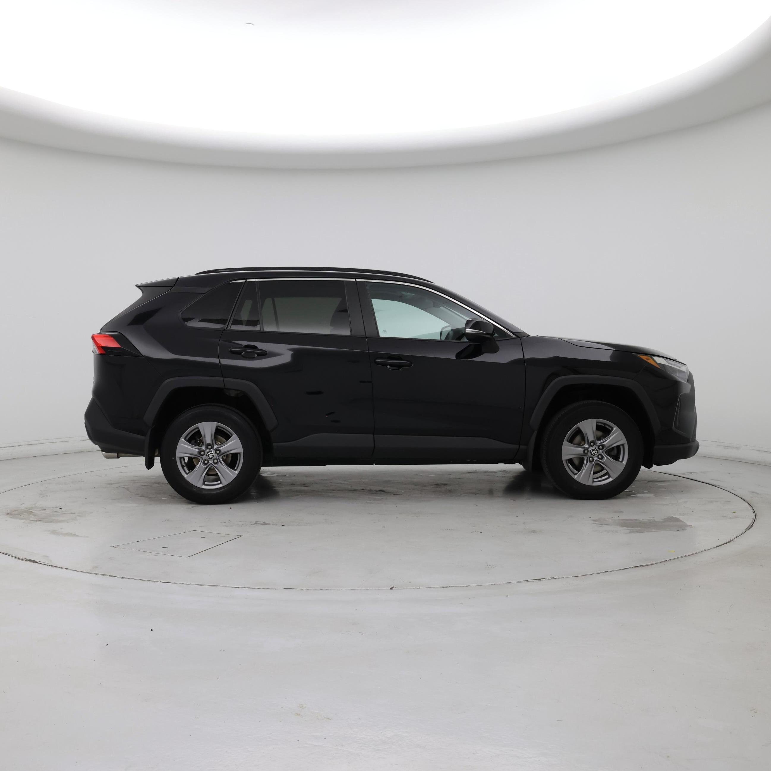 Thumbnail: 2022 Toyota RAV4 - 7