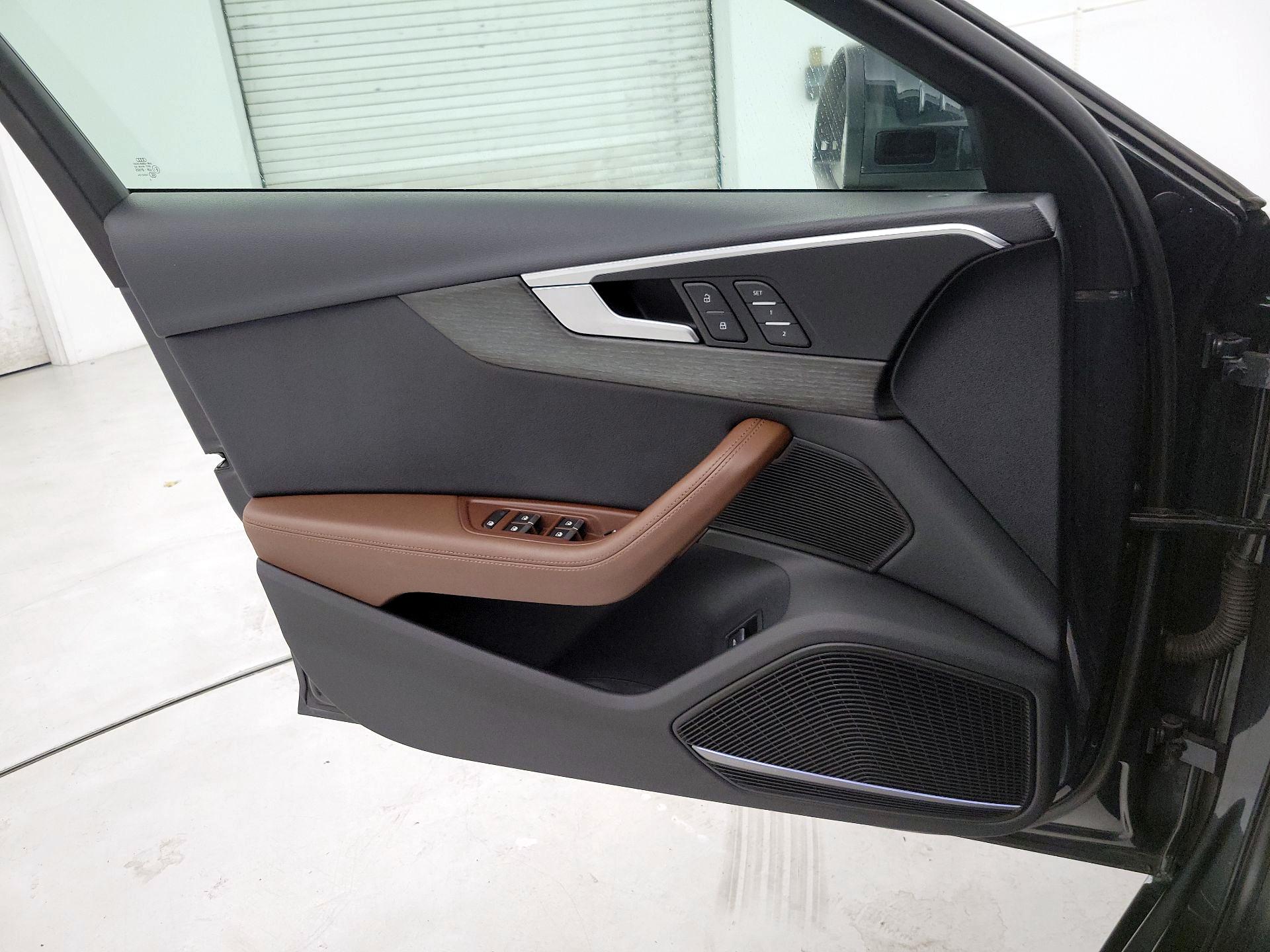 Thumbnail: 2019 Audi A4 - 12