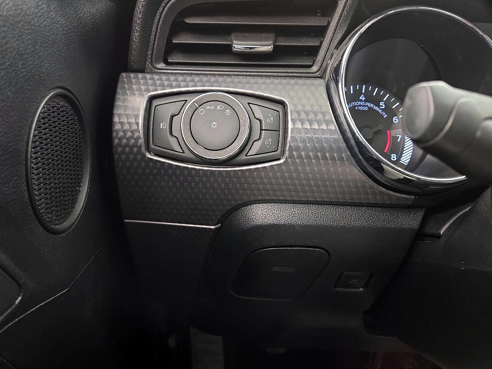 2015 Ford Mustang EcoBoost Premium - Photo 14