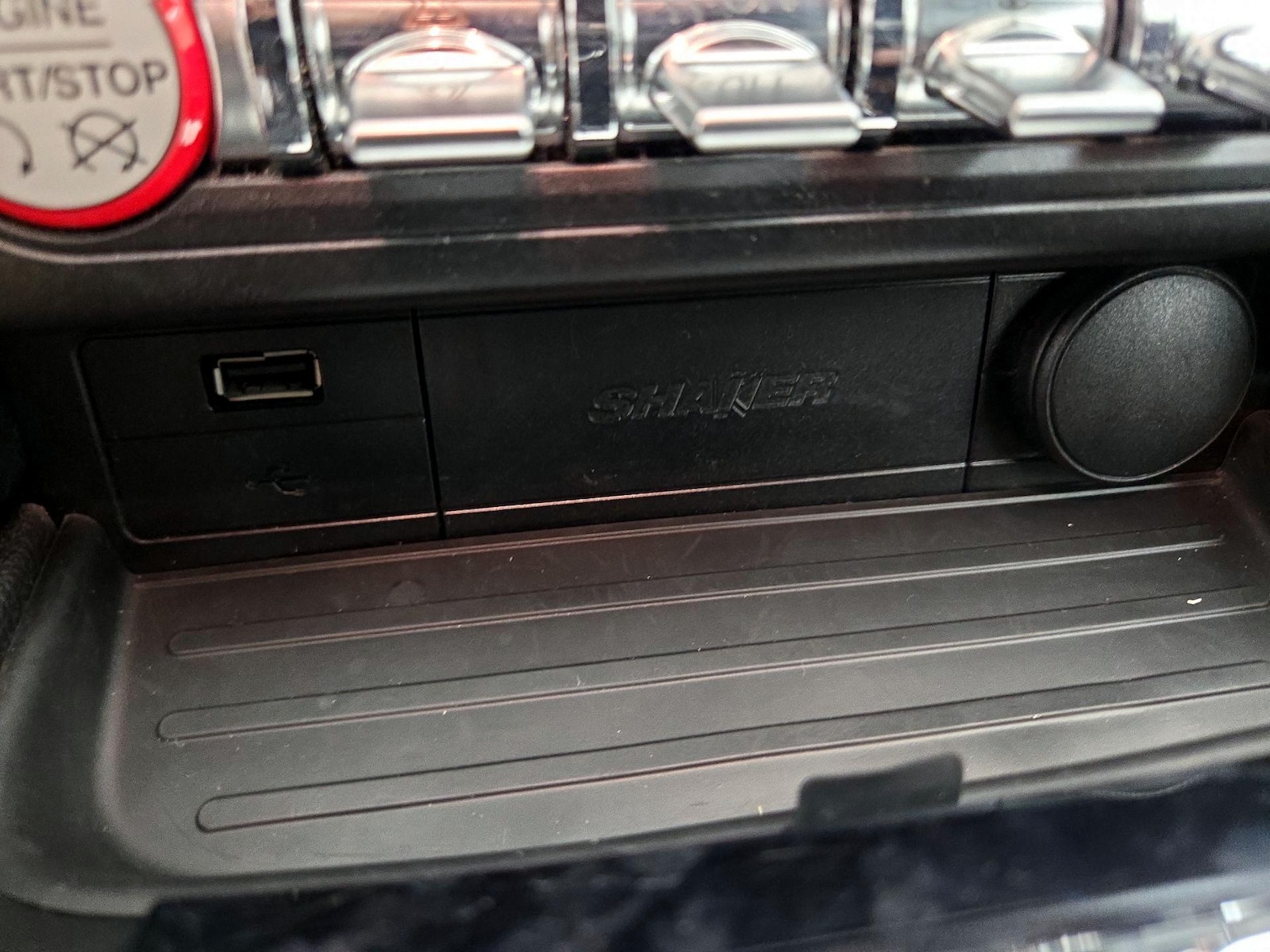 2015 Ford Mustang EcoBoost Premium - Photo 18