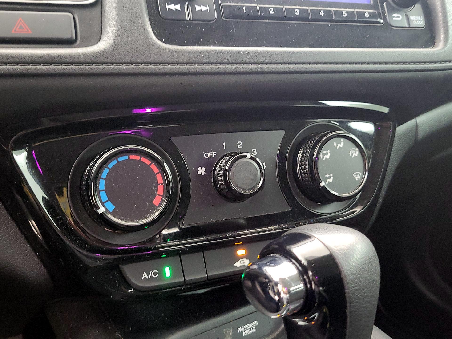 Thumbnail: 2017 Honda HR-V - 16