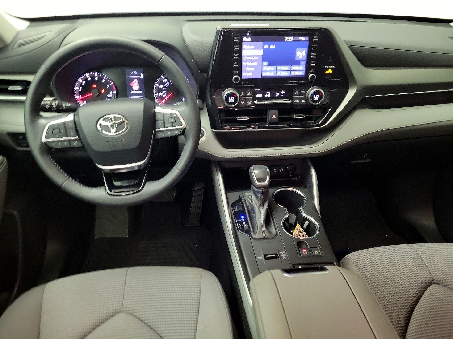 Thumbnail: 2021 Toyota Highlander - 9
