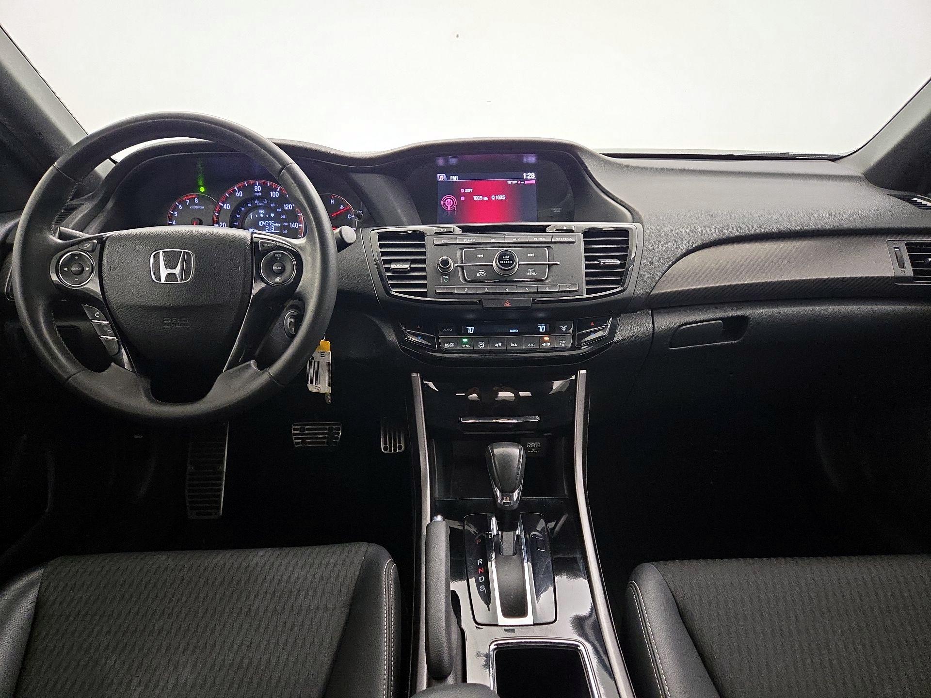 Thumbnail: 2017 Honda Accord - 9