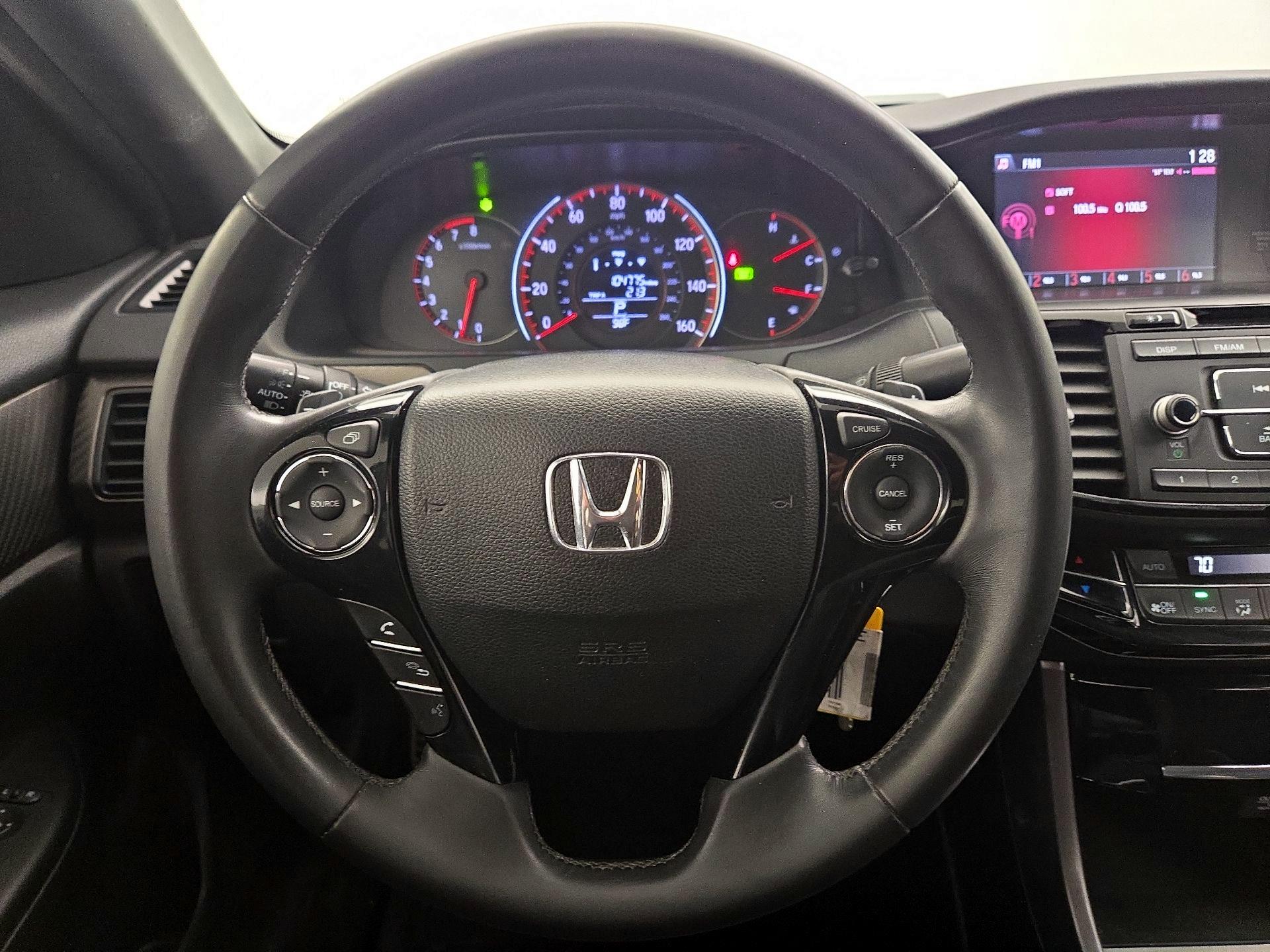 Thumbnail: 2017 Honda Accord - 10