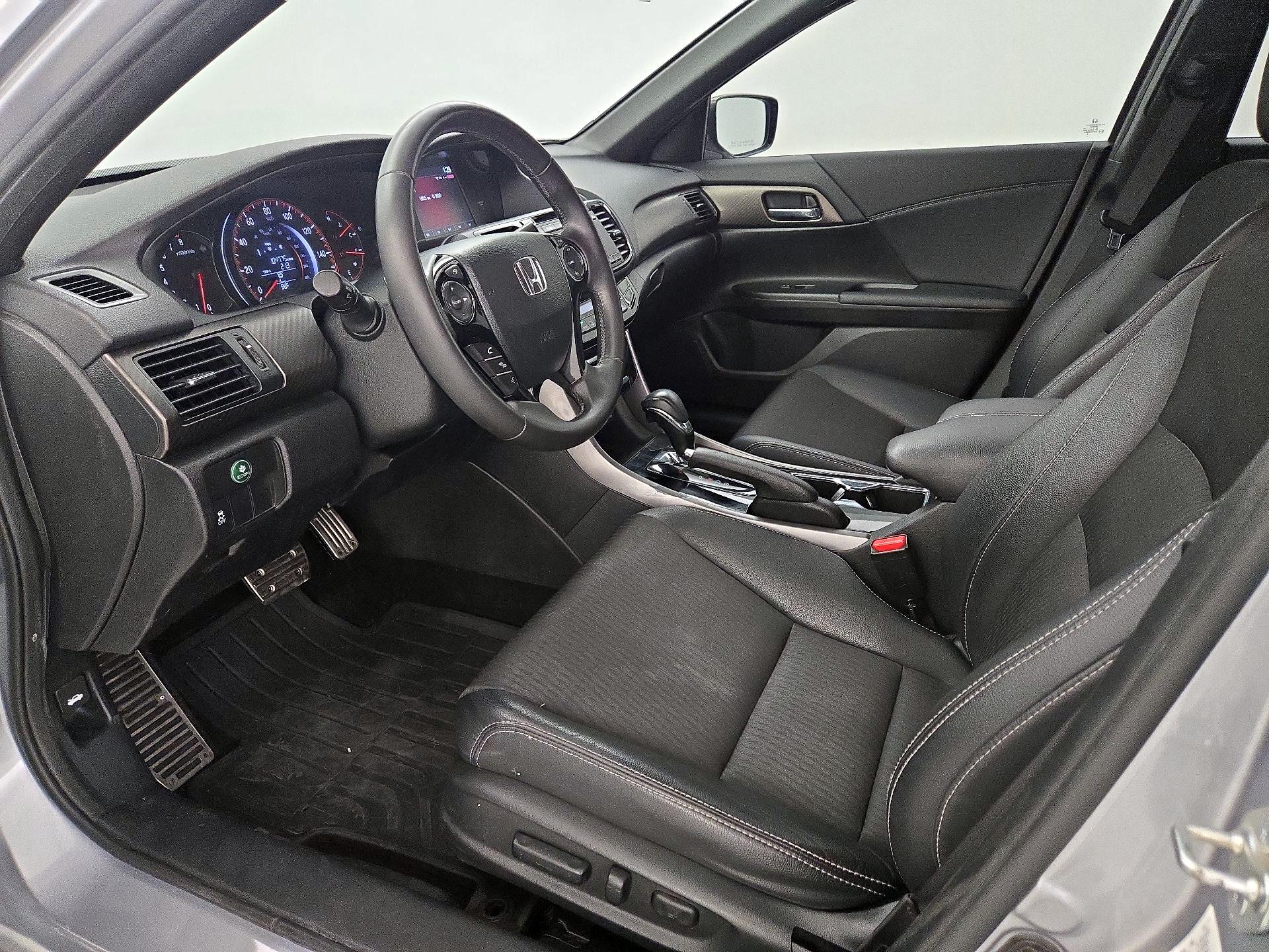Thumbnail: 2017 Honda Accord - 11