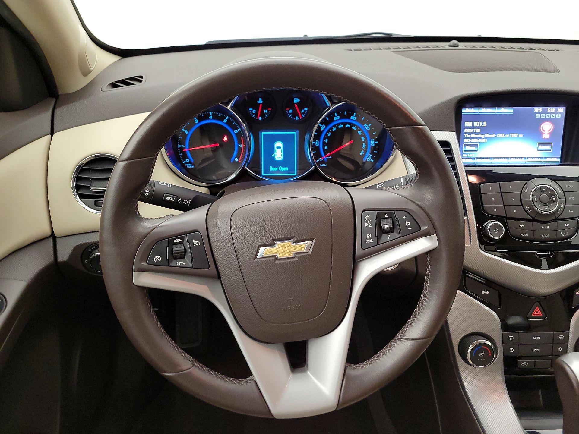 Thumbnail: 2015 Chevrolet Cruze - 10