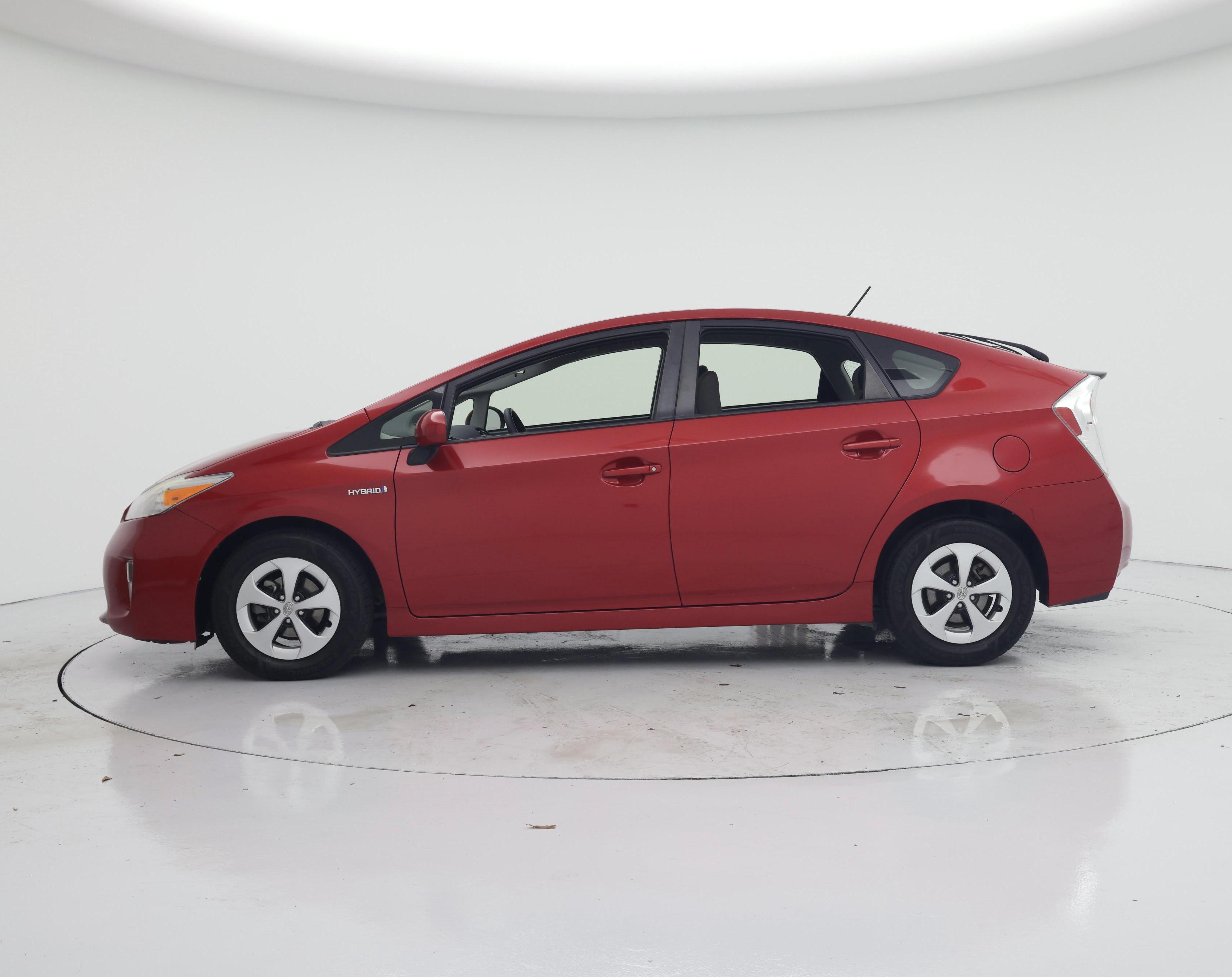 Thumbnail: 2015 Toyota Prius - 3
