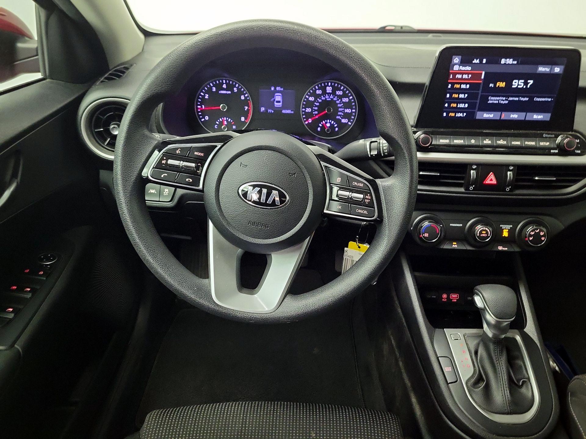 Thumbnail: 2020 Kia Forte - 10