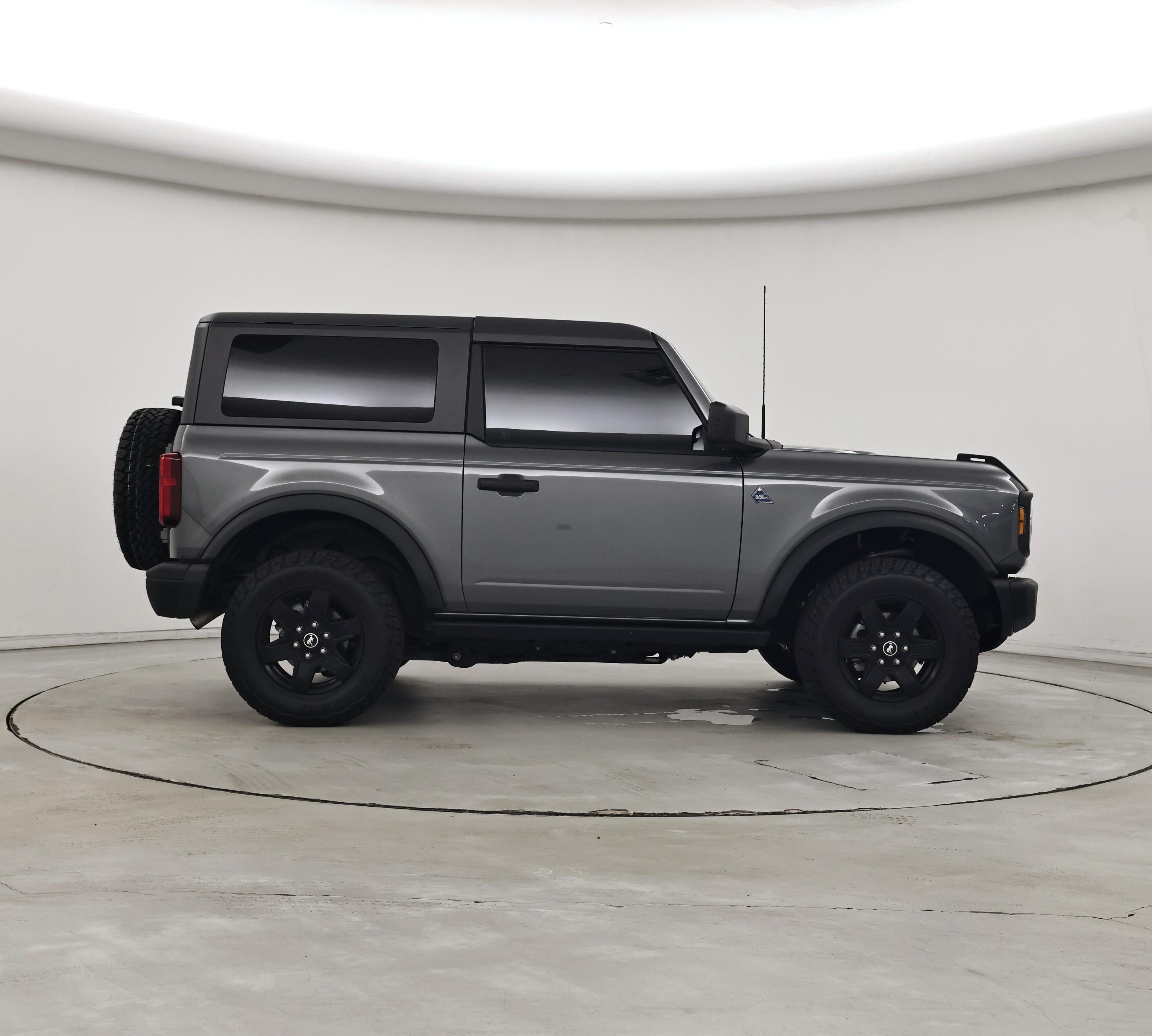 Thumbnail: 2022 Ford Bronco - 7