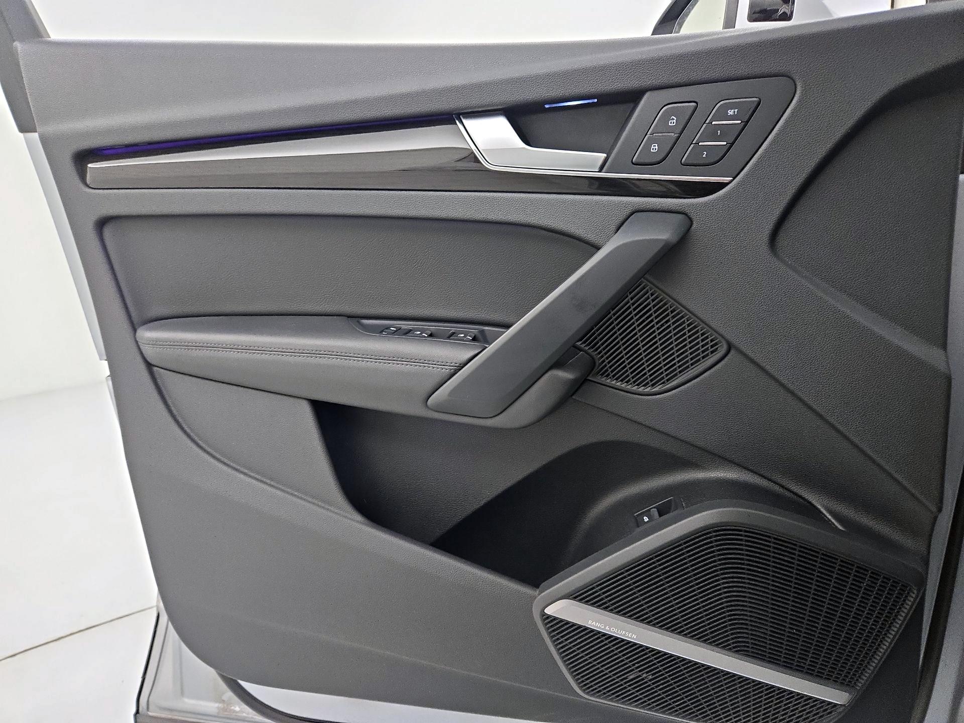 Thumbnail: 2019 Audi Q5 - 12