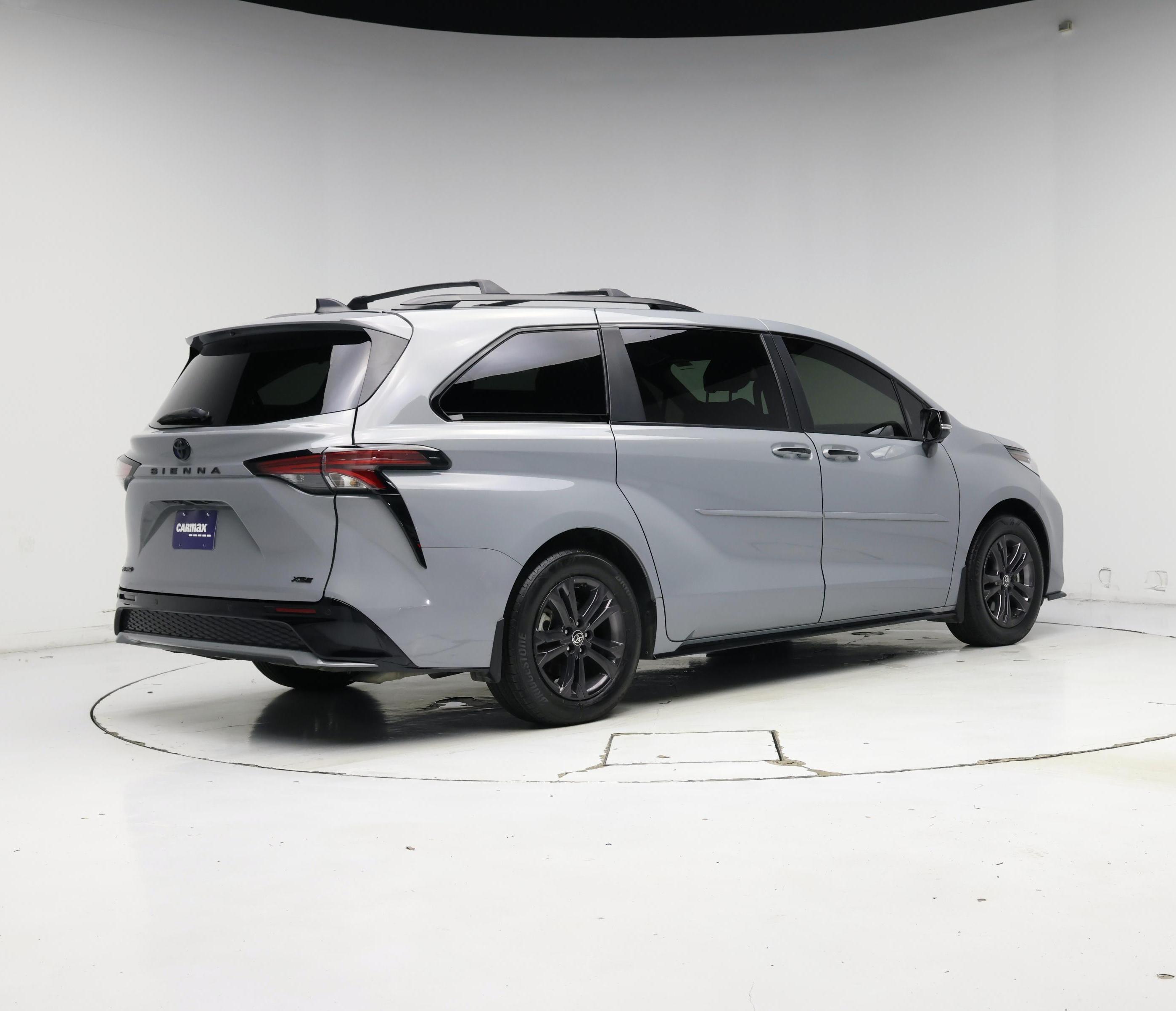 Thumbnail: 2025 Toyota Sienna - 8