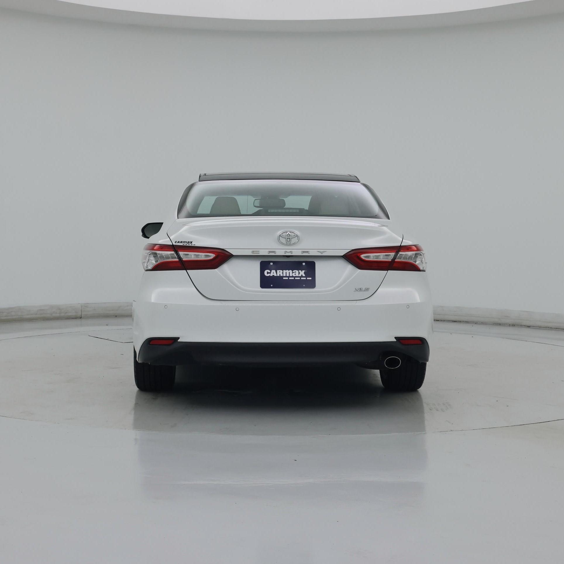 Thumbnail: 2018 Toyota Camry - 6