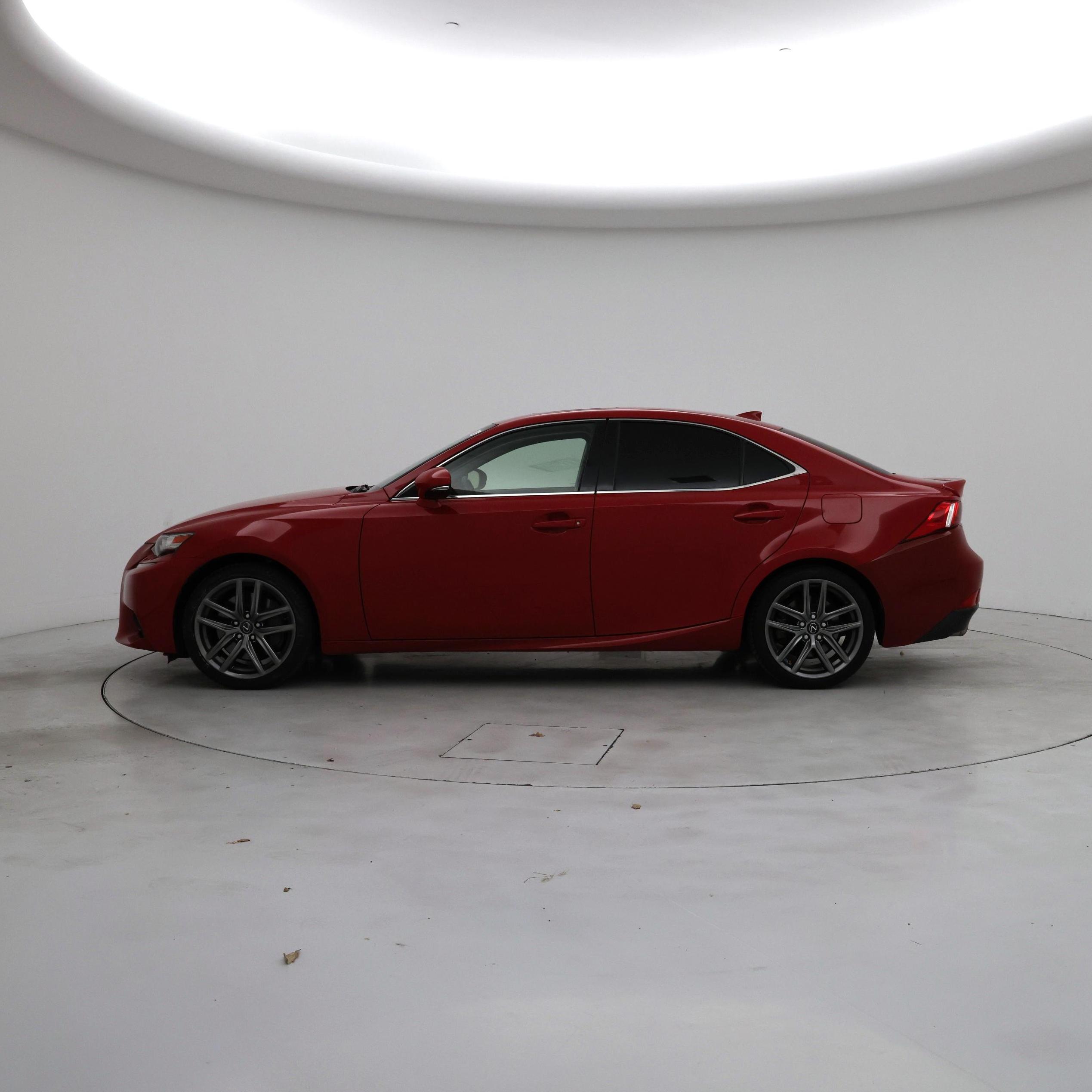 Thumbnail: 2016 Lexus IS - 3