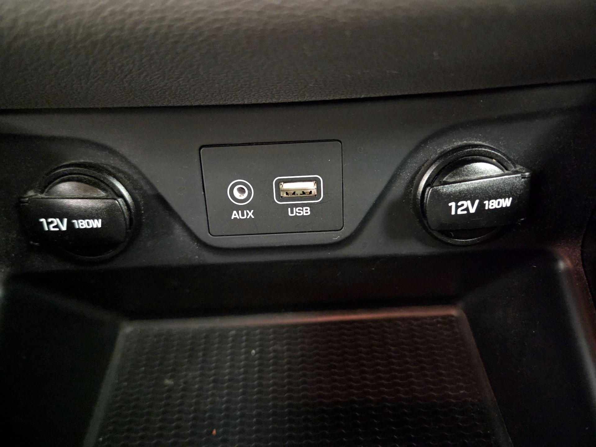 Thumbnail: 2019 Hyundai Tucson - 18