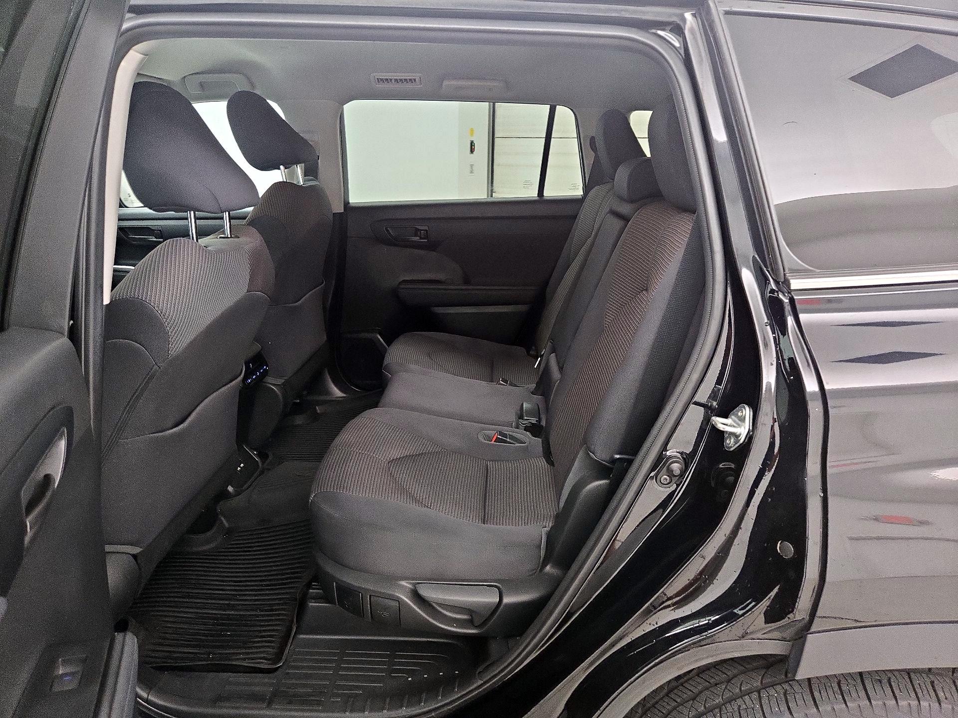 Thumbnail: 2021 Toyota Highlander - 19