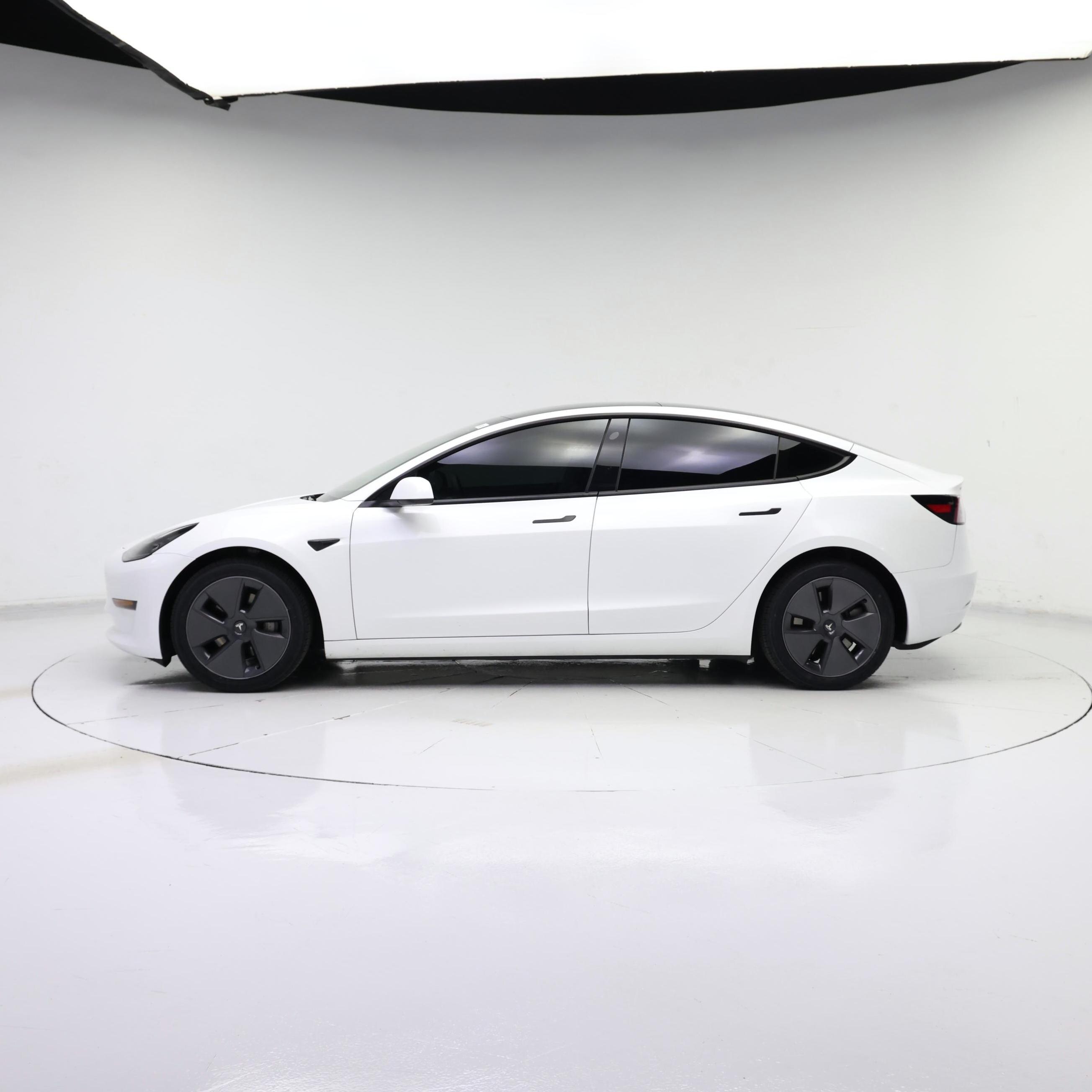 Thumbnail: 2023 Tesla Model 3 - 3