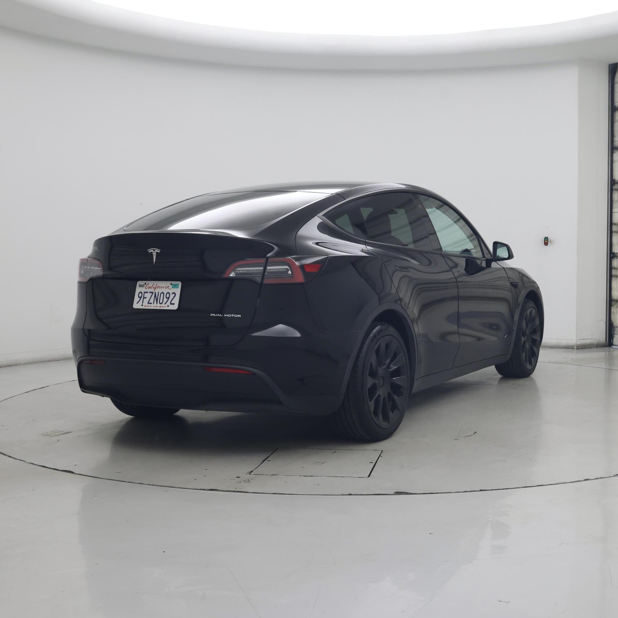Thumbnail: 2023 Tesla Model Y - 8