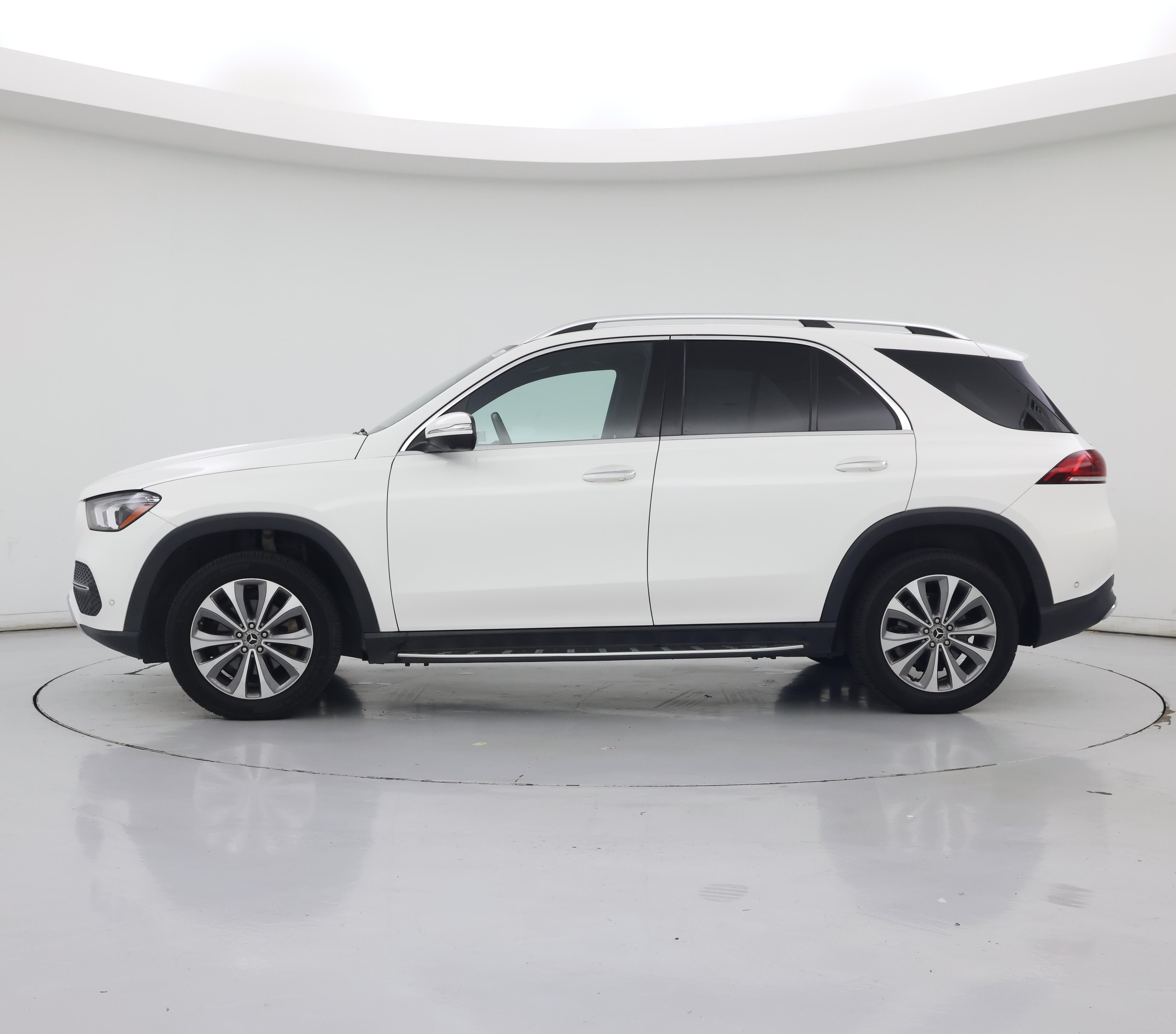Thumbnail: 2020 Mercedes-Benz GLE - 3