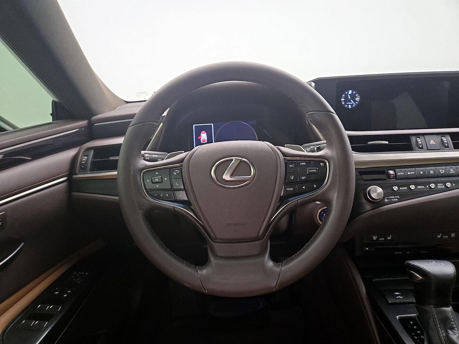 2021 Lexus ES Hybrid 300h - Photo 11