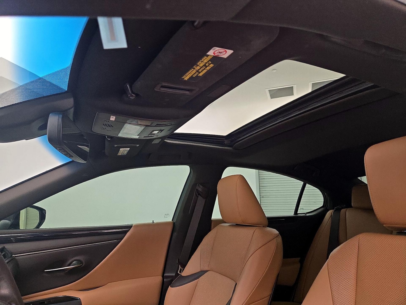 2021 Lexus ES Hybrid 300h - Photo 19