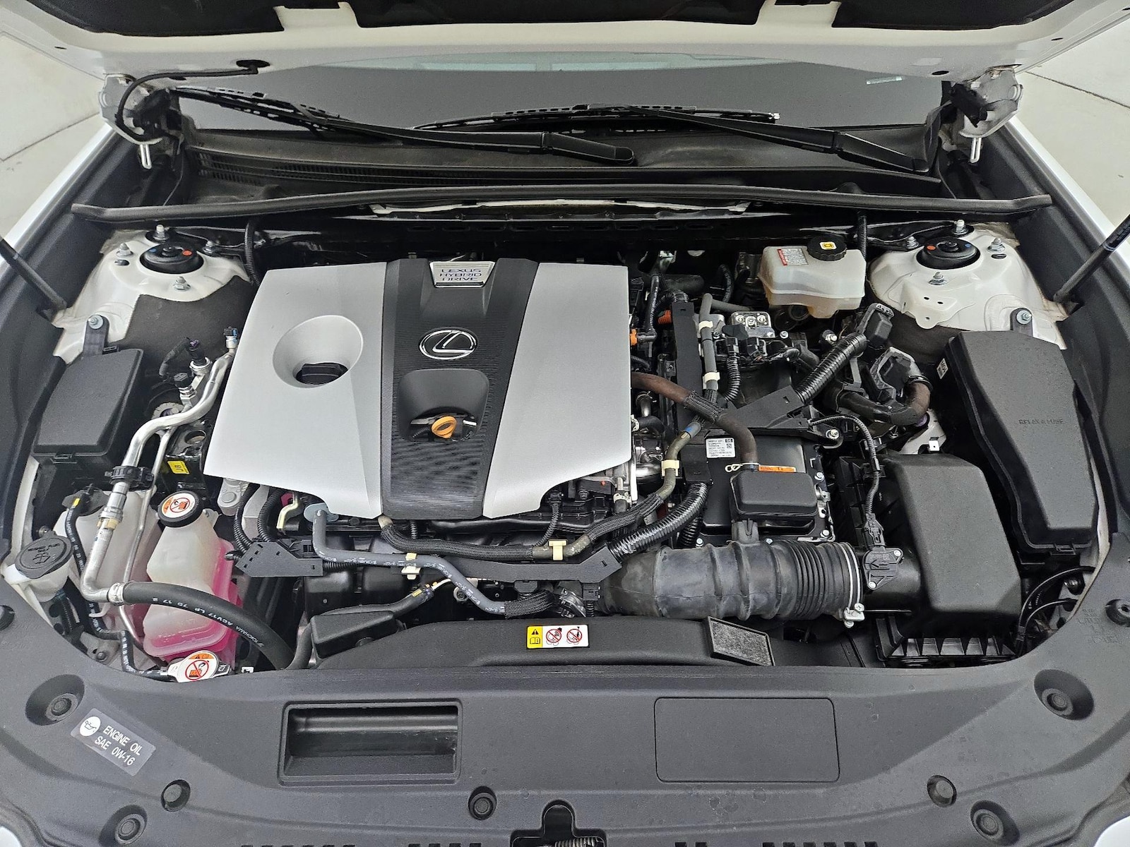 2021 Lexus ES Hybrid 300h - Photo 22