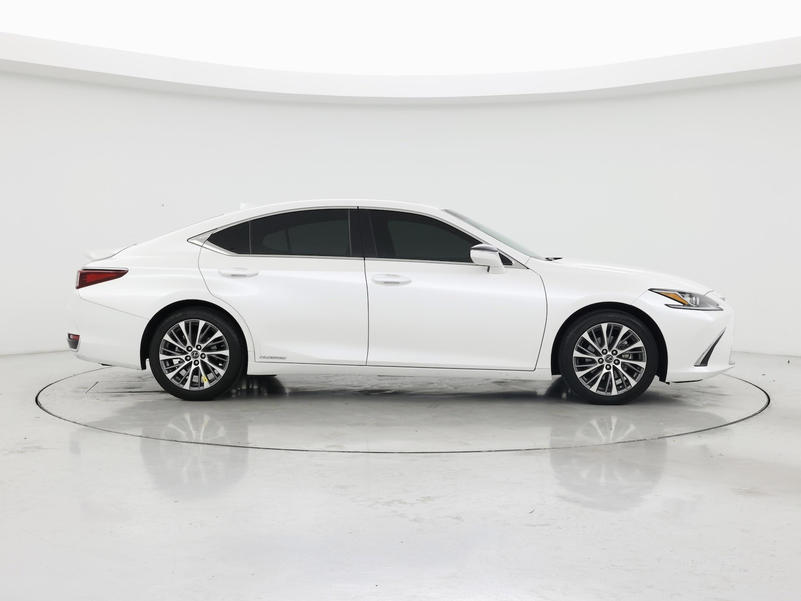 2021 Lexus ES Hybrid 300h - Photo 8