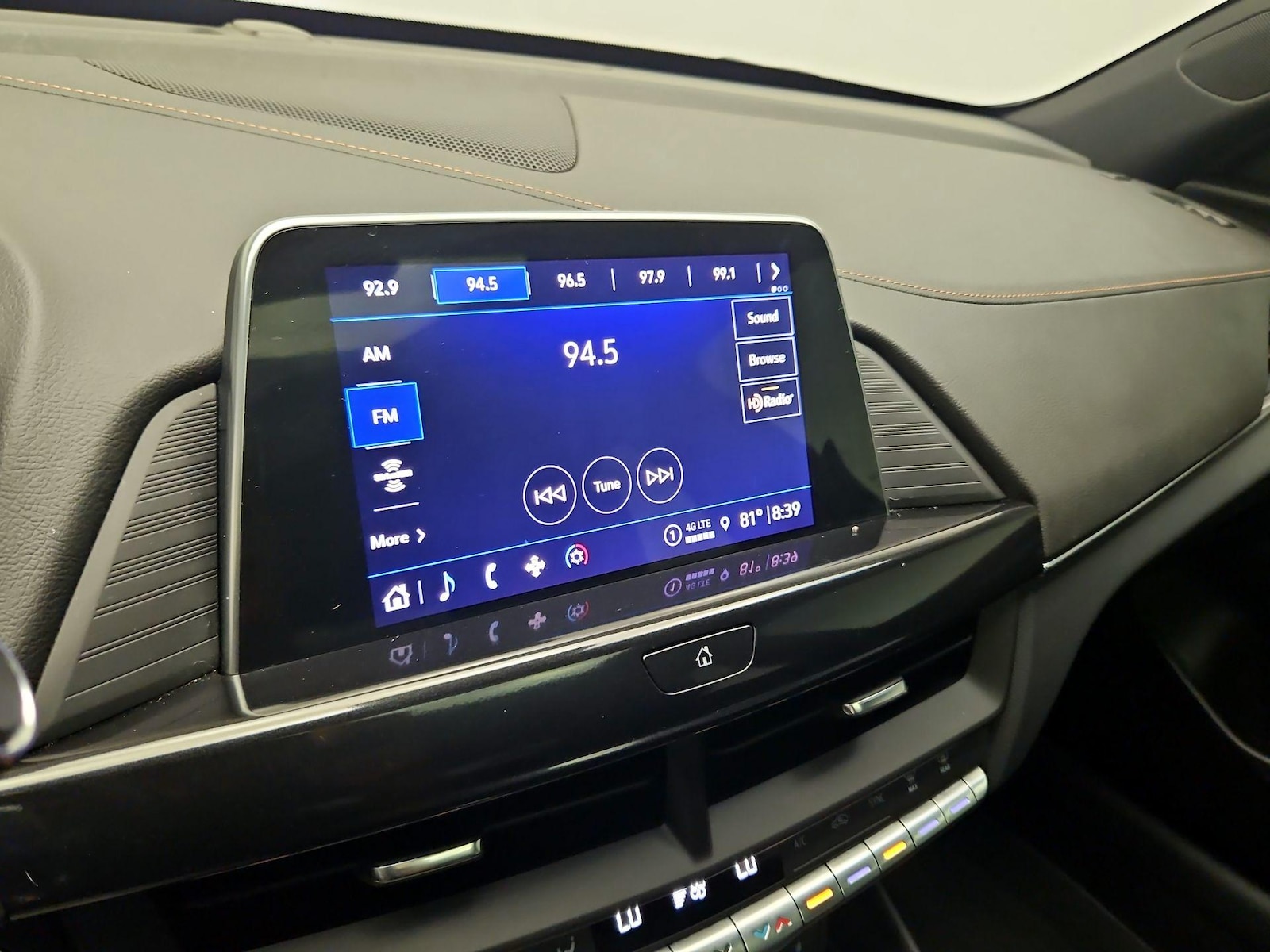 2024 Cadillac CT4 V-Series - Photo 16