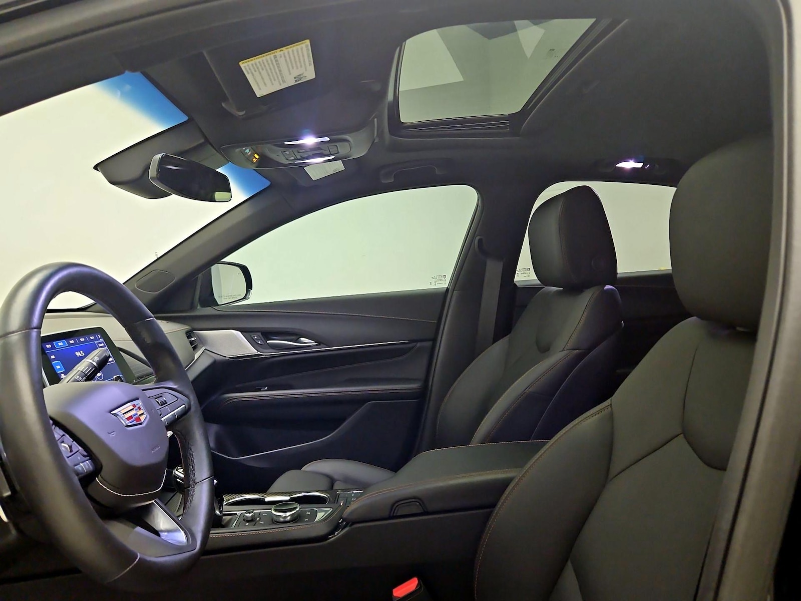 2024 Cadillac CT4 V-Series - Photo 19
