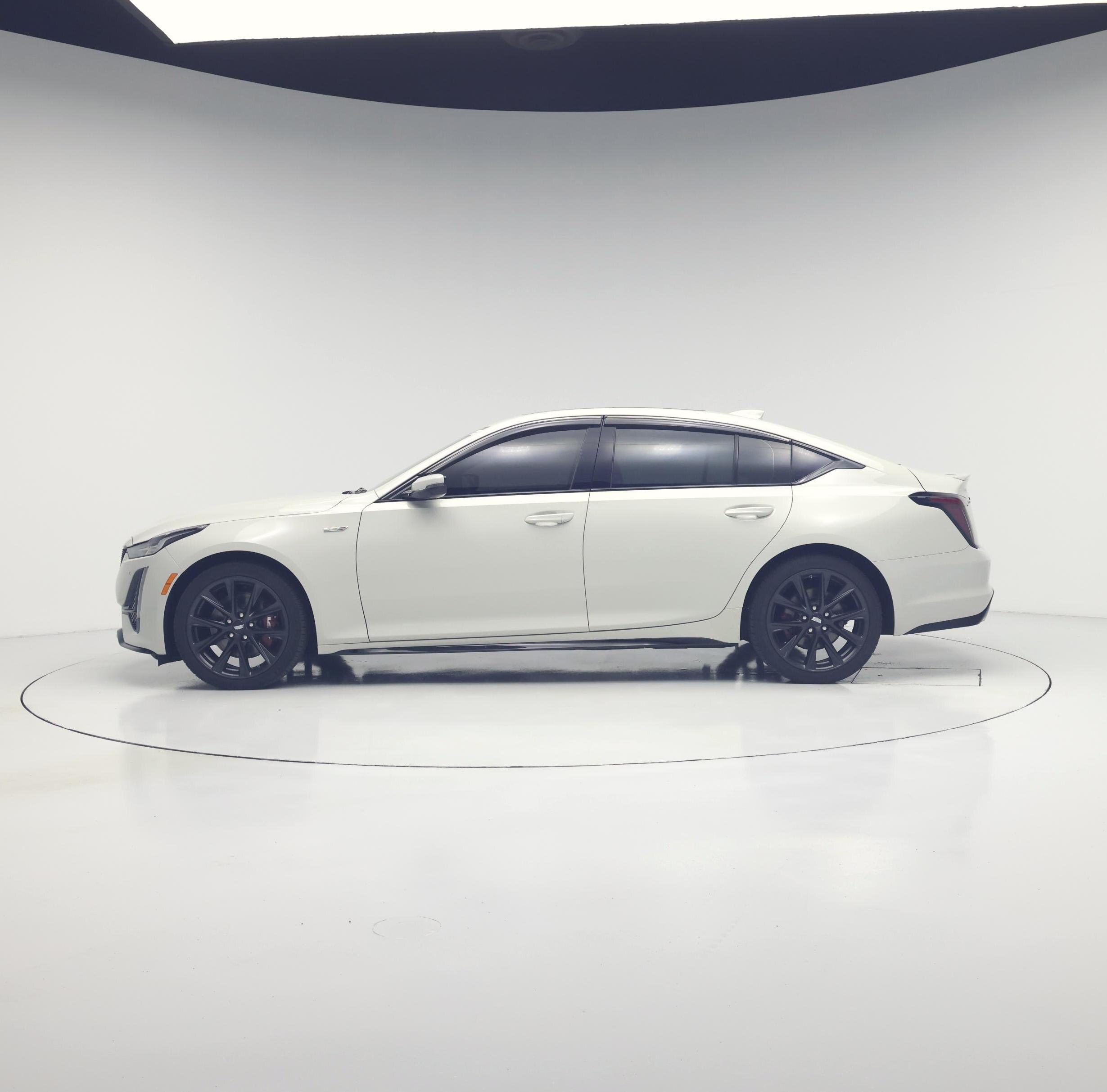 Thumbnail: 2023 Cadillac CT5 - 3