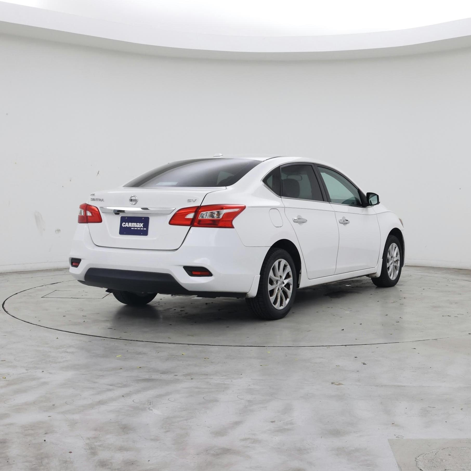 Thumbnail: 2019 Nissan Sentra - 8
