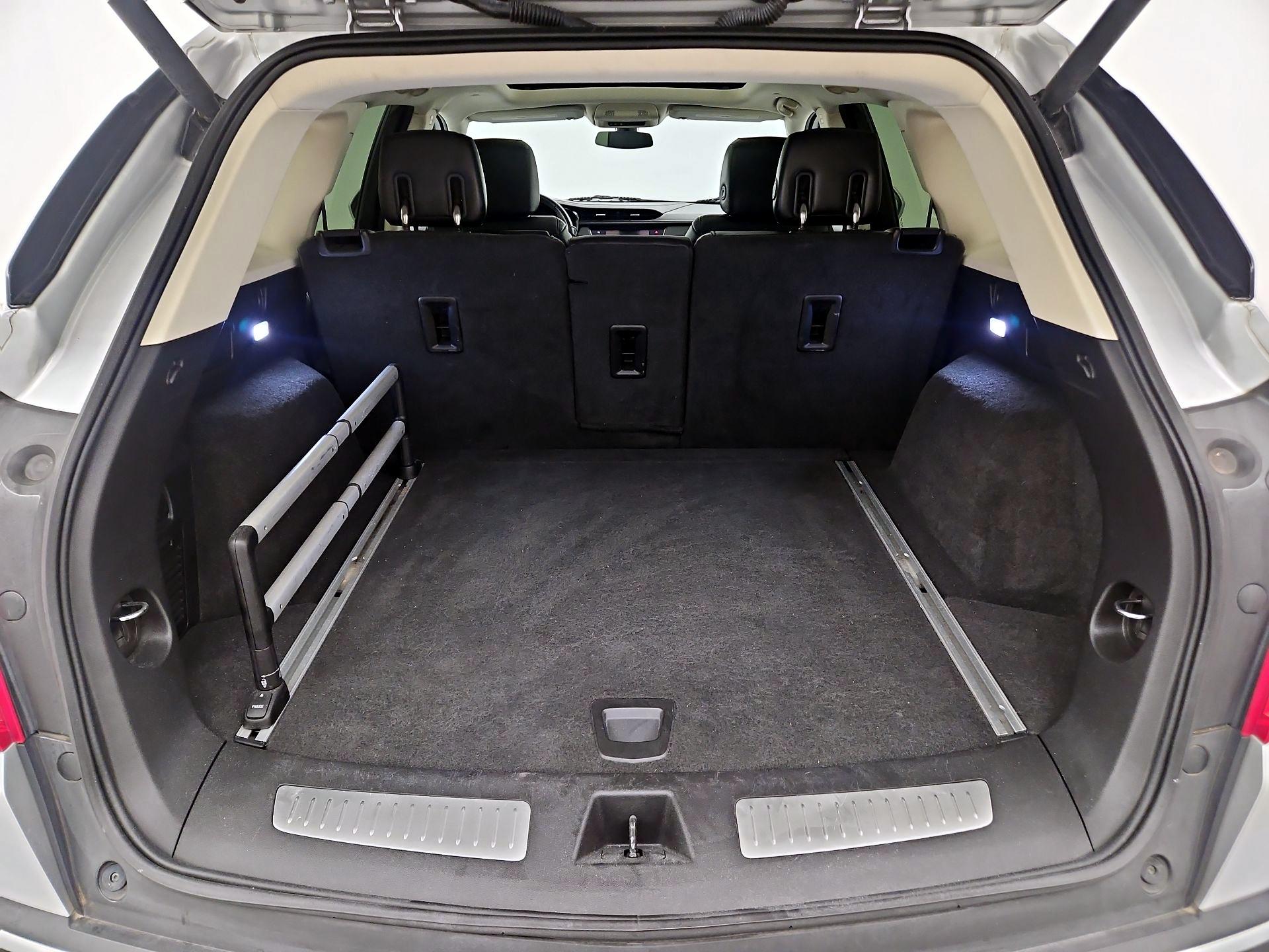 Thumbnail: 2017 Cadillac XT5 - 19