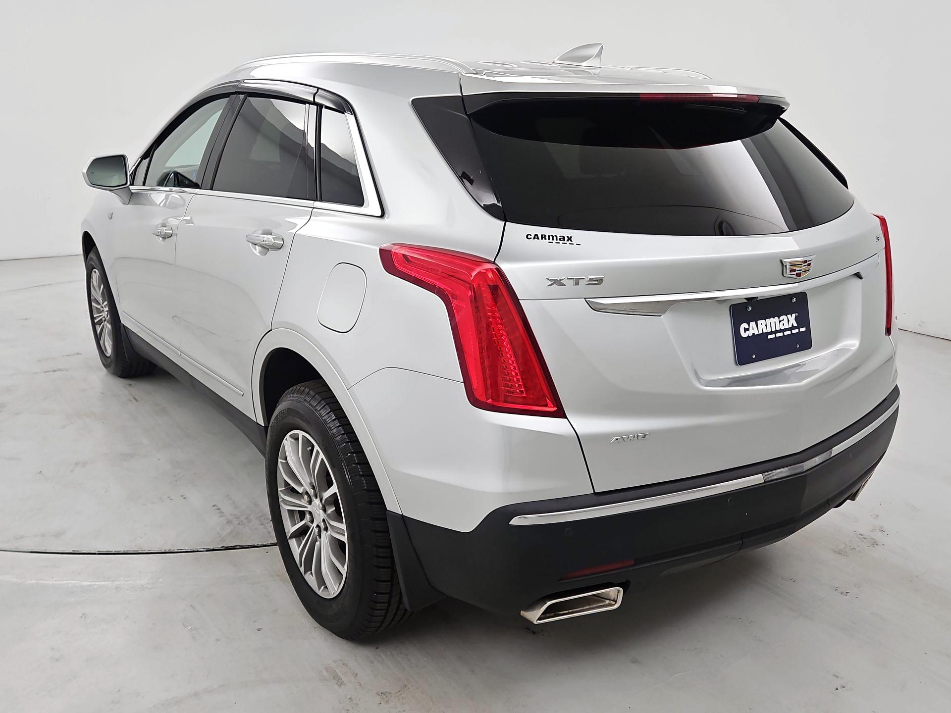 Thumbnail: 2017 Cadillac XT5 - 7