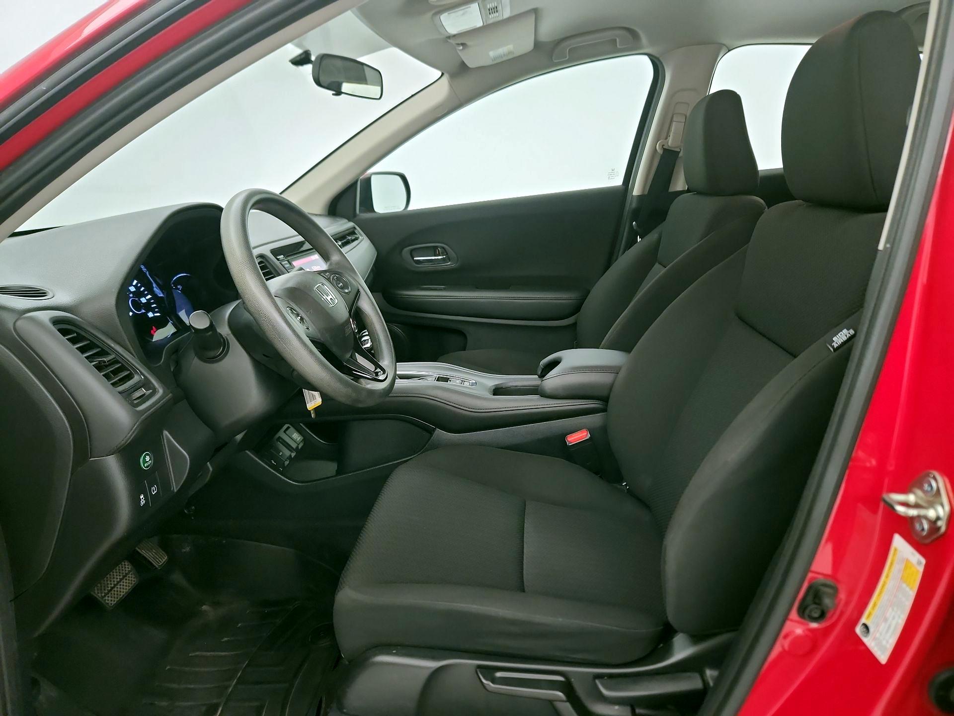 Thumbnail: 2018 Honda HR-V - 11