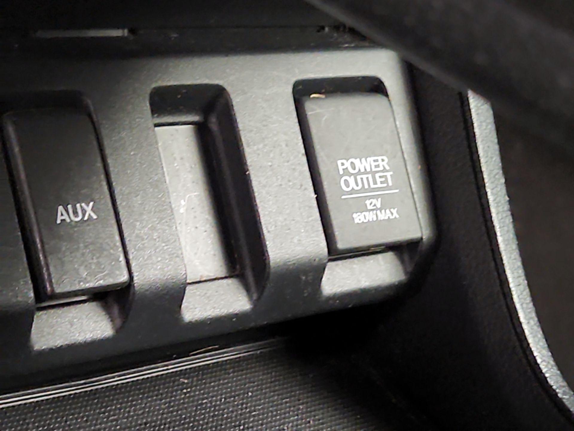 Thumbnail: 2018 Honda HR-V - 18