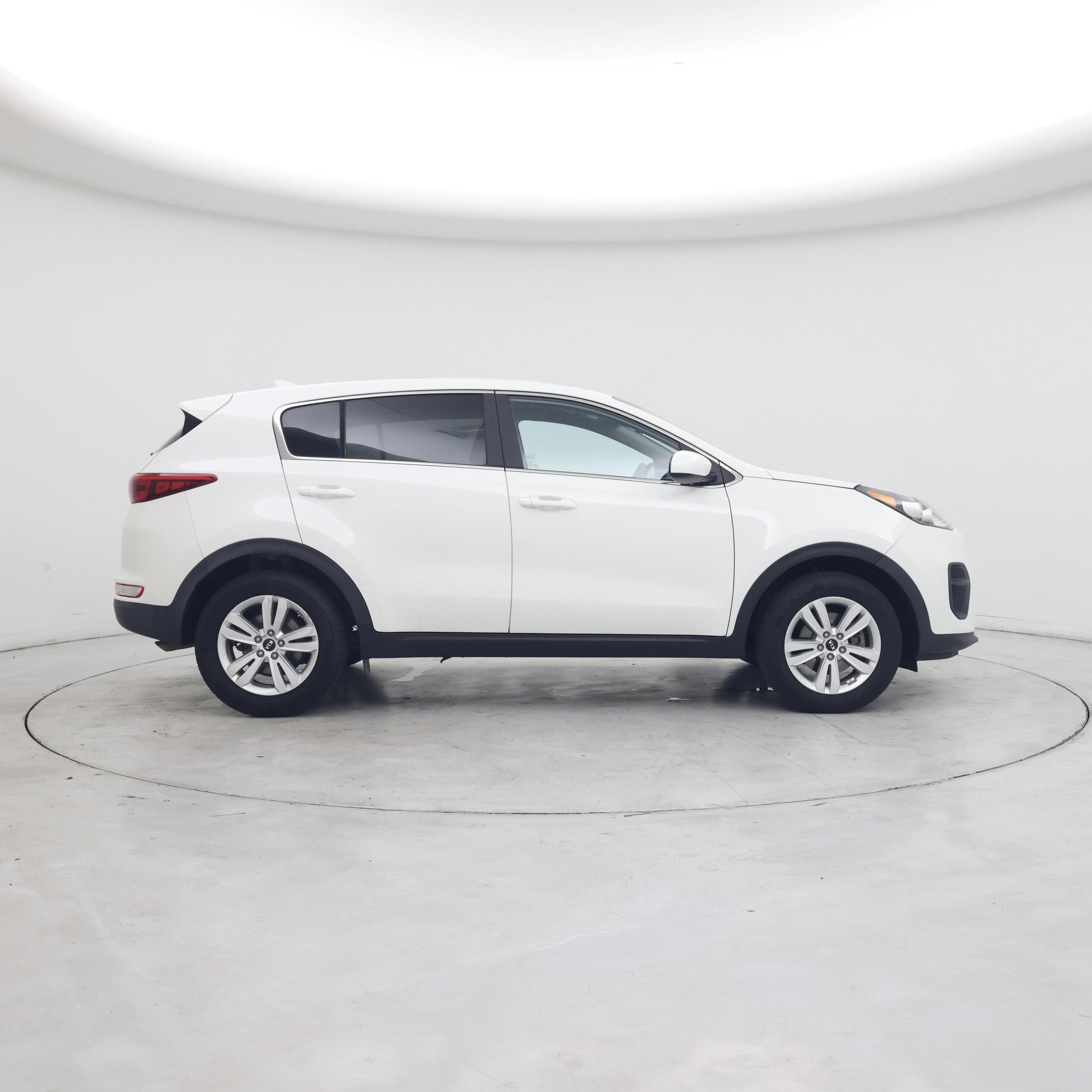 Thumbnail: 2017 Kia Sportage - 7