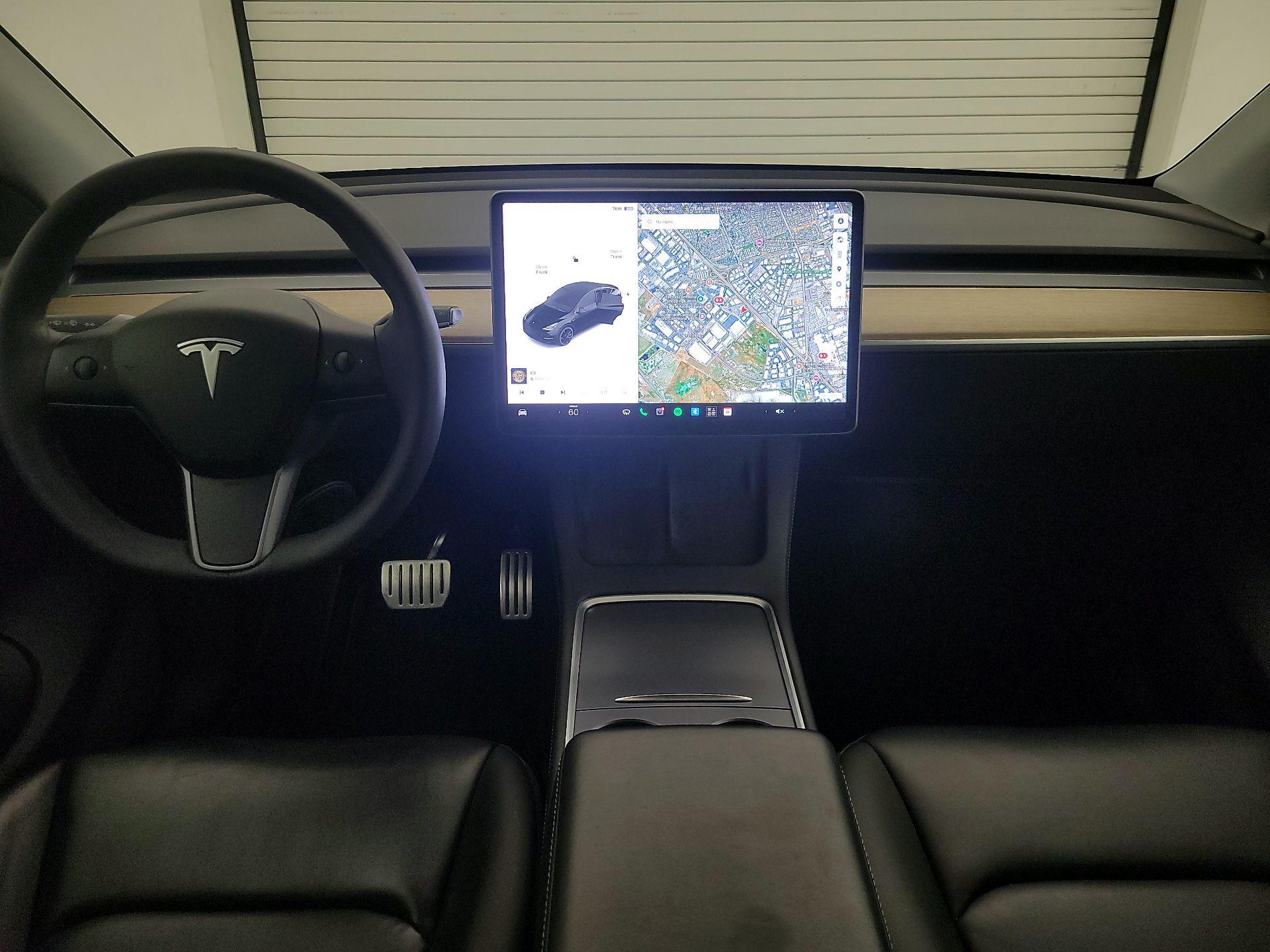 Thumbnail: 2022 Tesla Model Y - 9