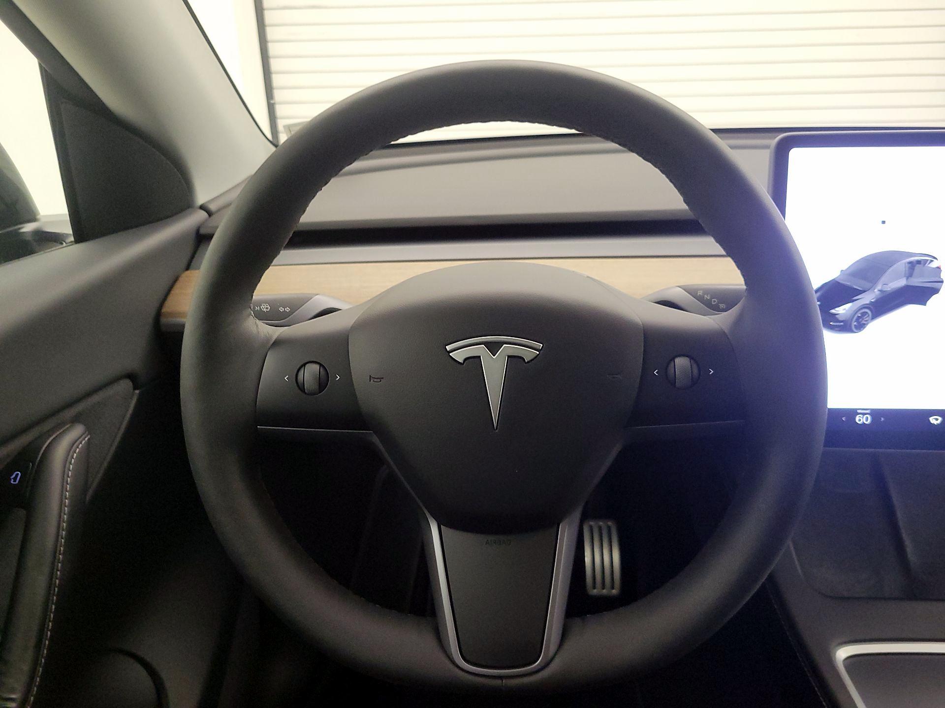 Thumbnail: 2022 Tesla Model Y - 10