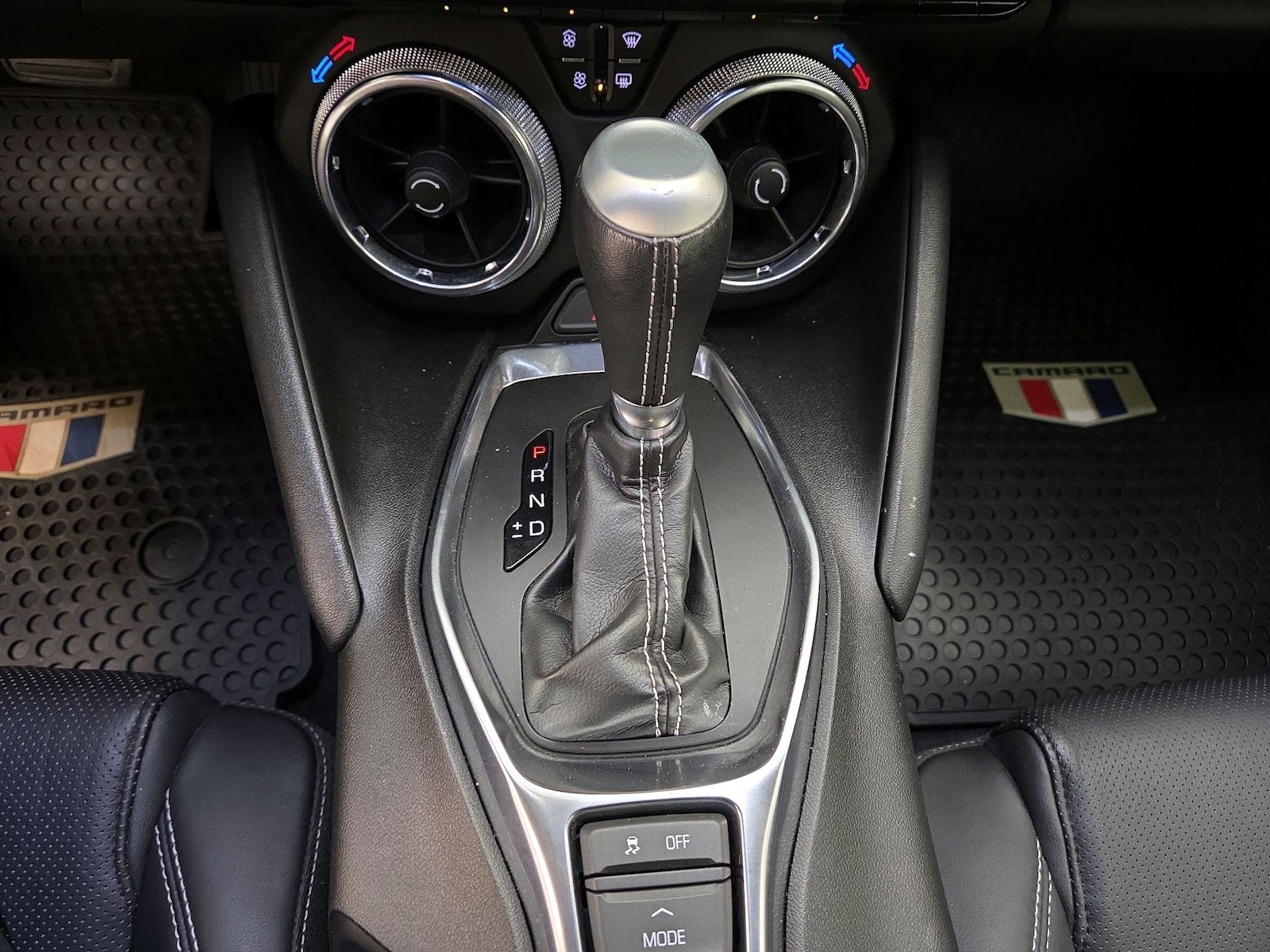 2020 Chevrolet Camaro 2LT - Photo 17