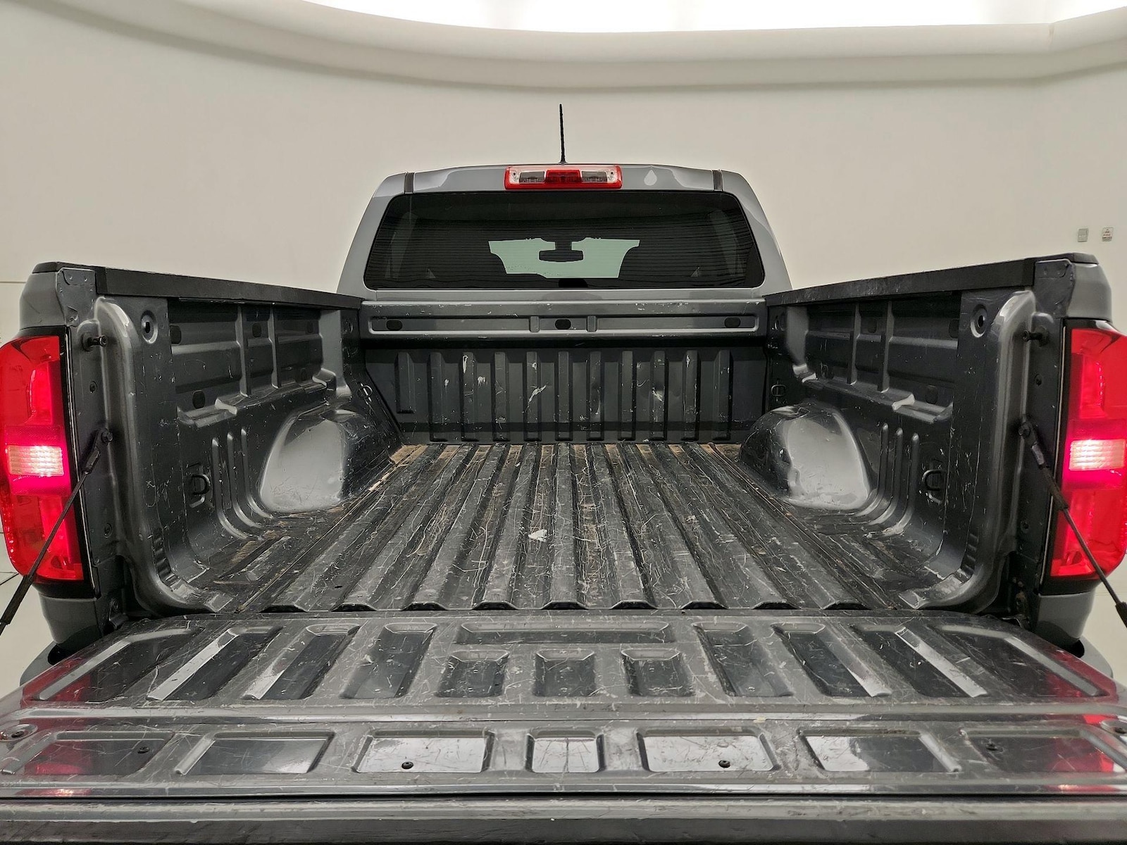 2019 Chevrolet Colorado Work Truck - Photo 21