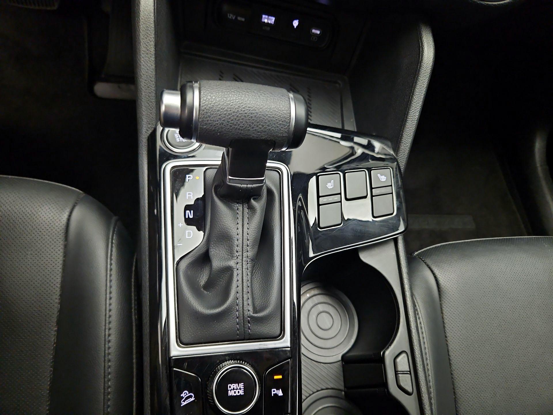 Thumbnail: 2023 Kia Sportage - 18