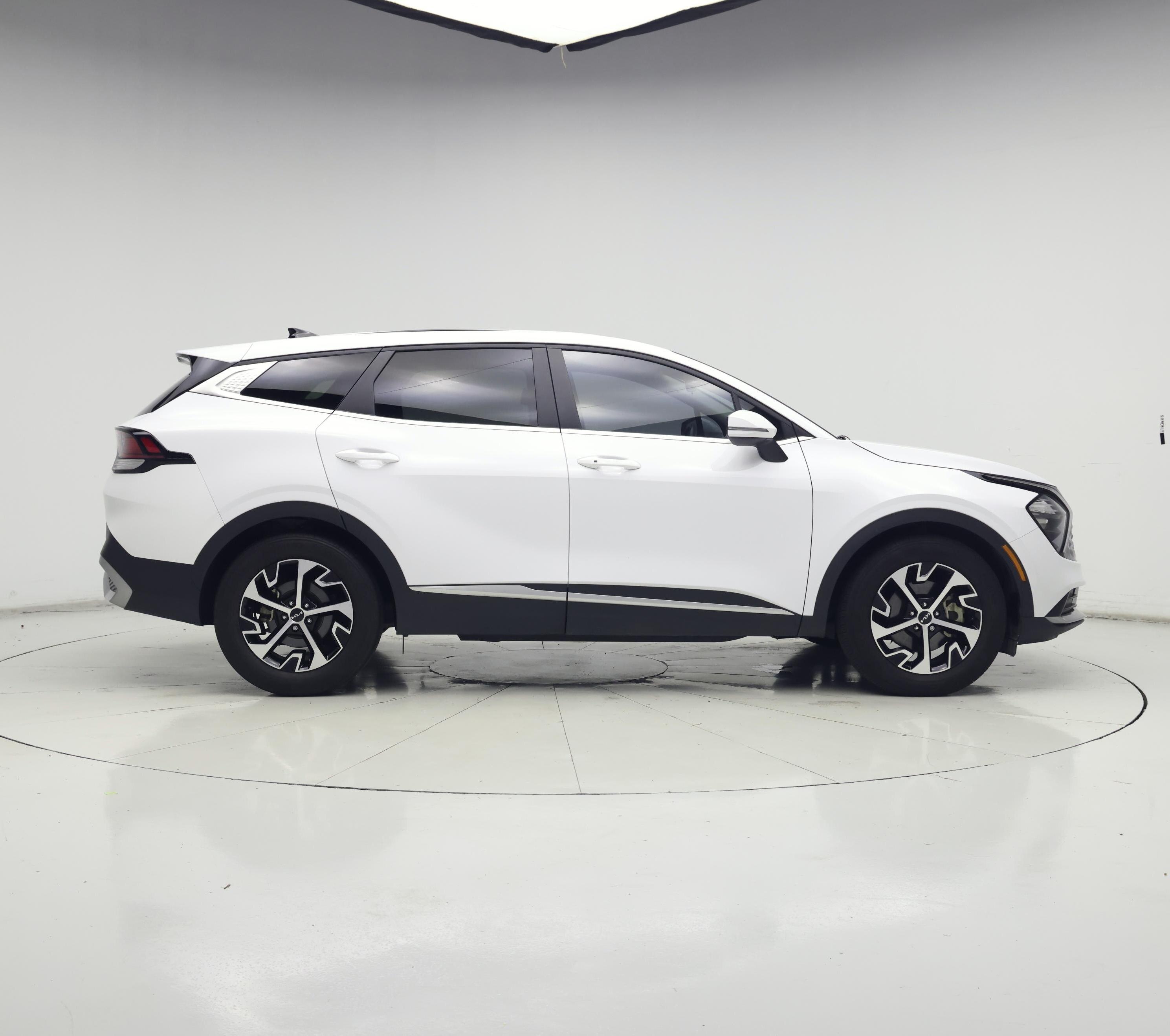 Thumbnail: 2023 Kia Sportage - 7