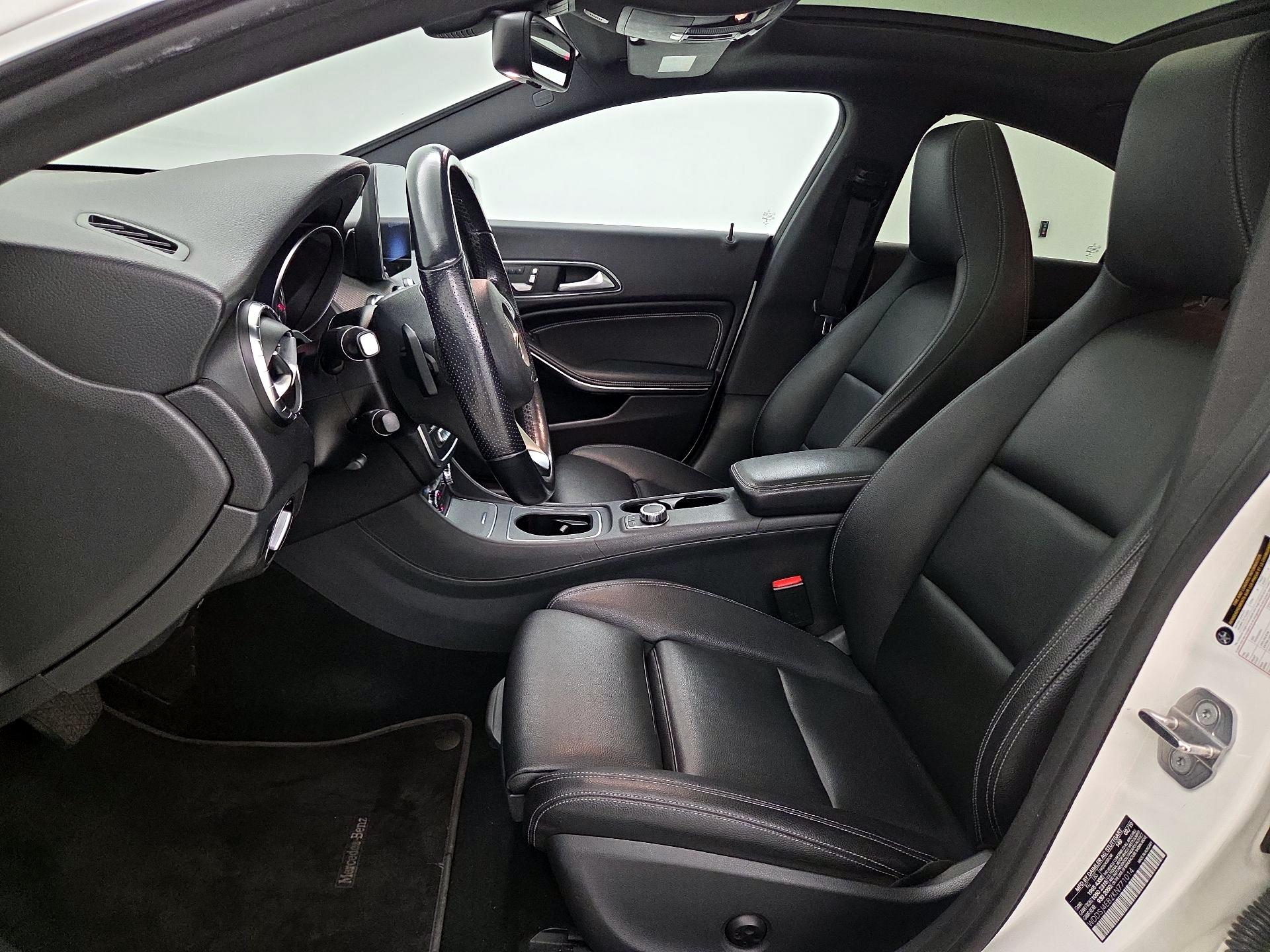 Thumbnail: 2019 Mercedes-Benz CLA - 11