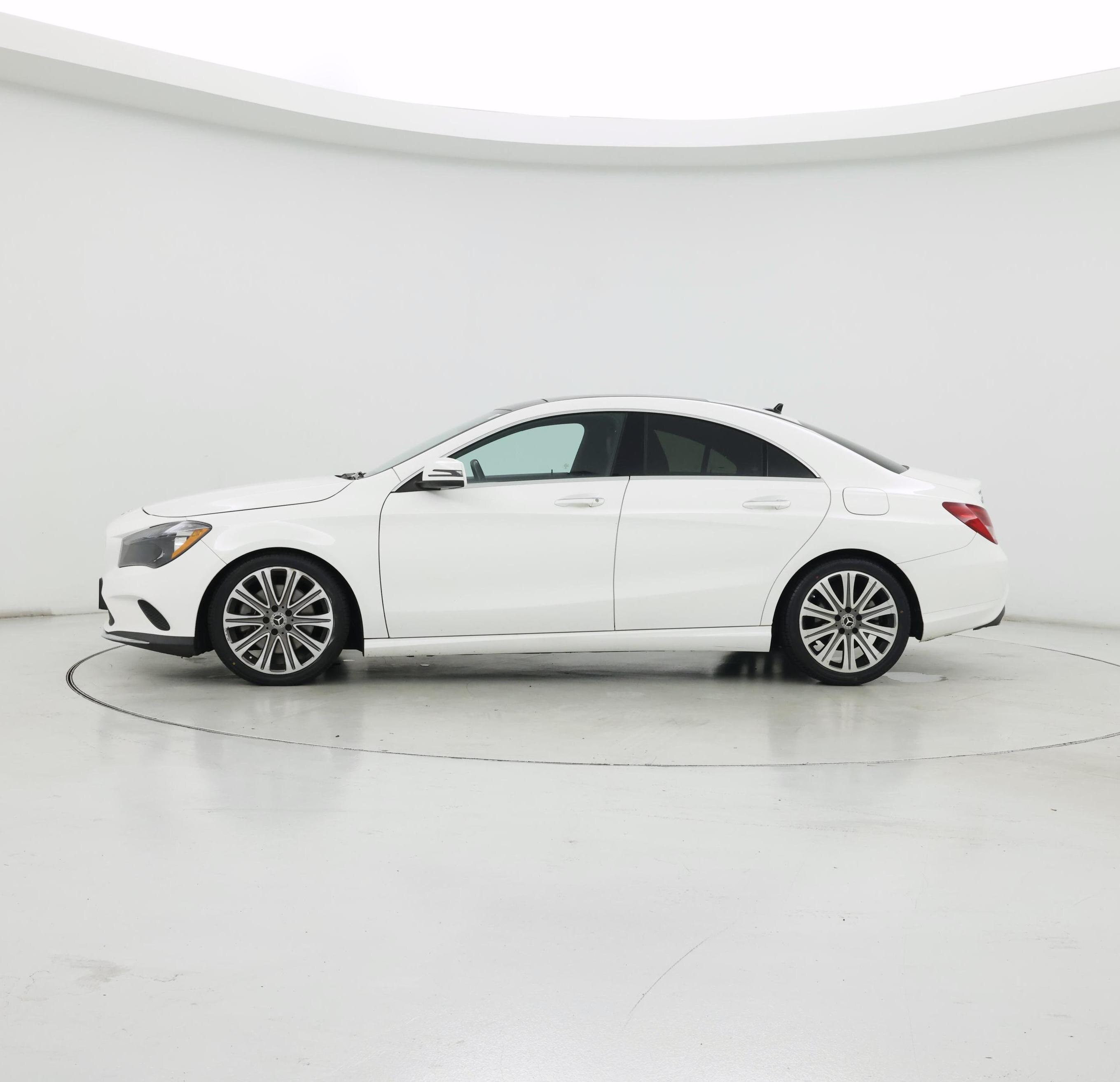 Thumbnail: 2019 Mercedes-Benz CLA - 3