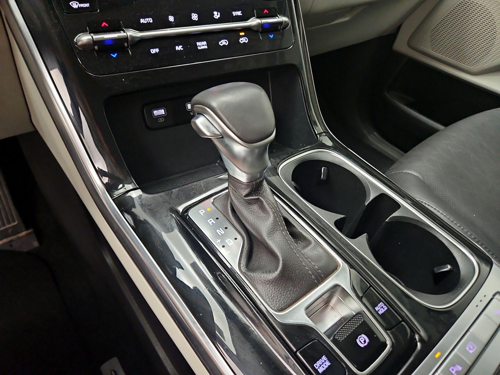 Thumbnail: 2024 Kia Carnival - 18