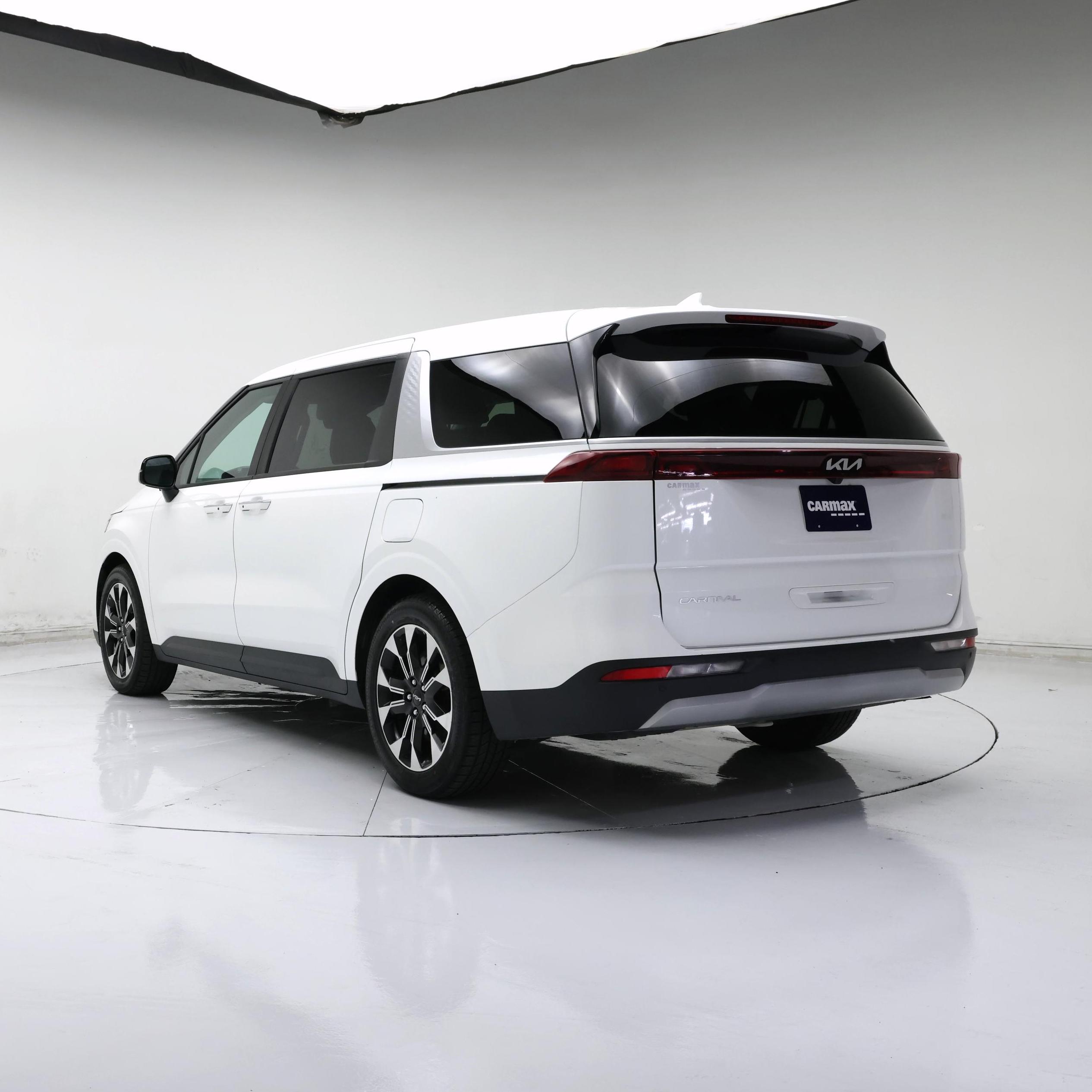 Thumbnail: 2024 Kia Carnival - 2