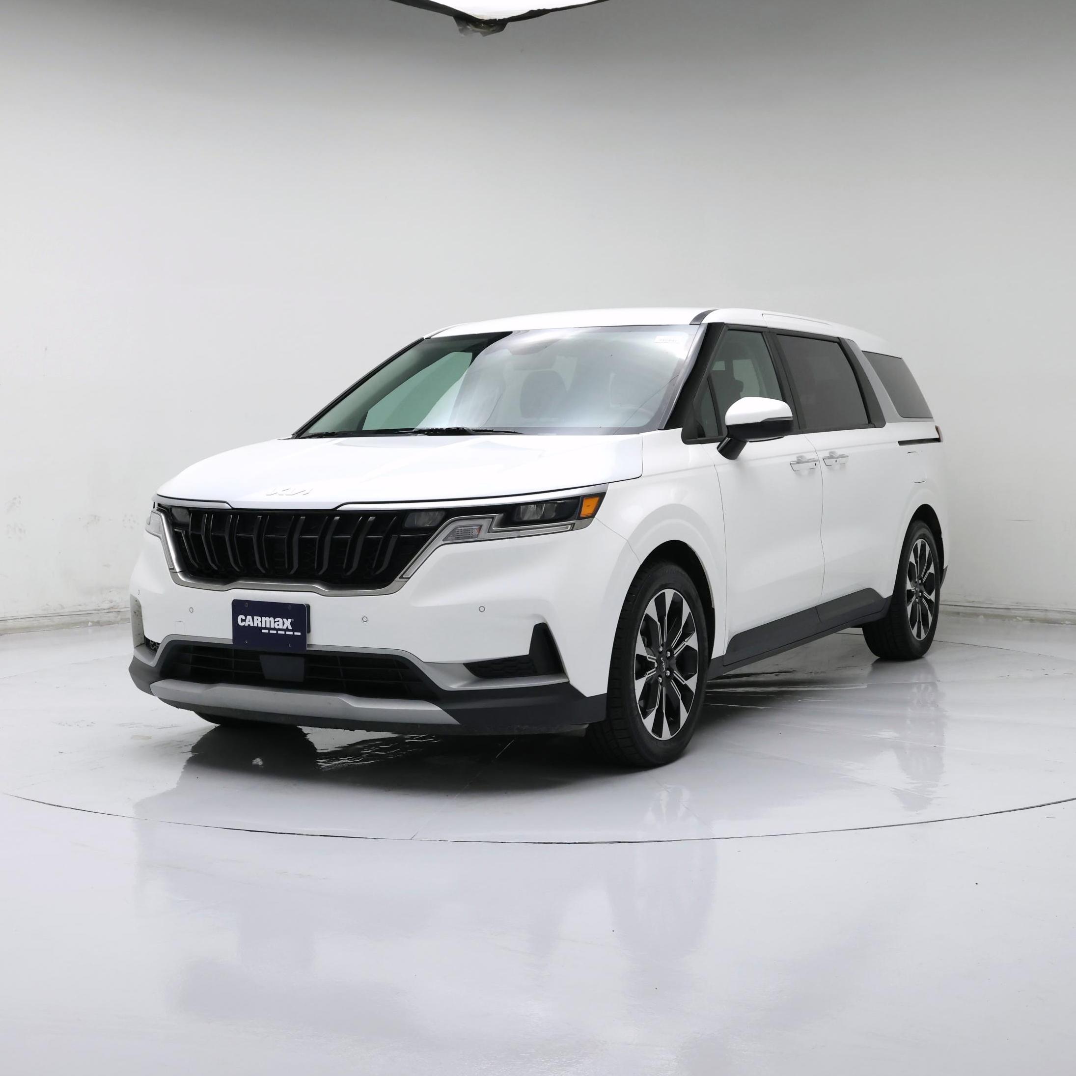 Thumbnail: 2024 Kia Carnival - 4