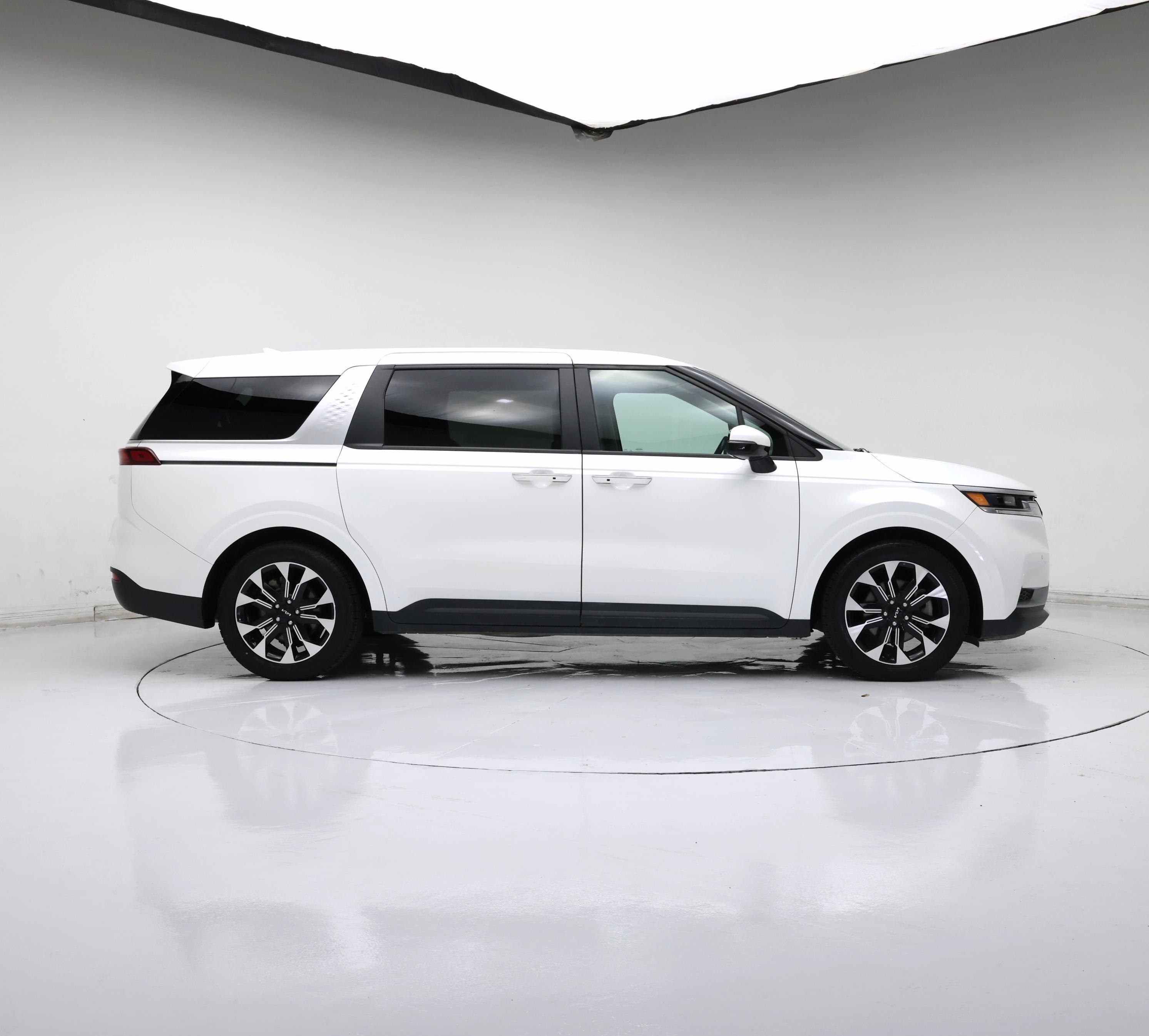 Thumbnail: 2024 Kia Carnival - 7